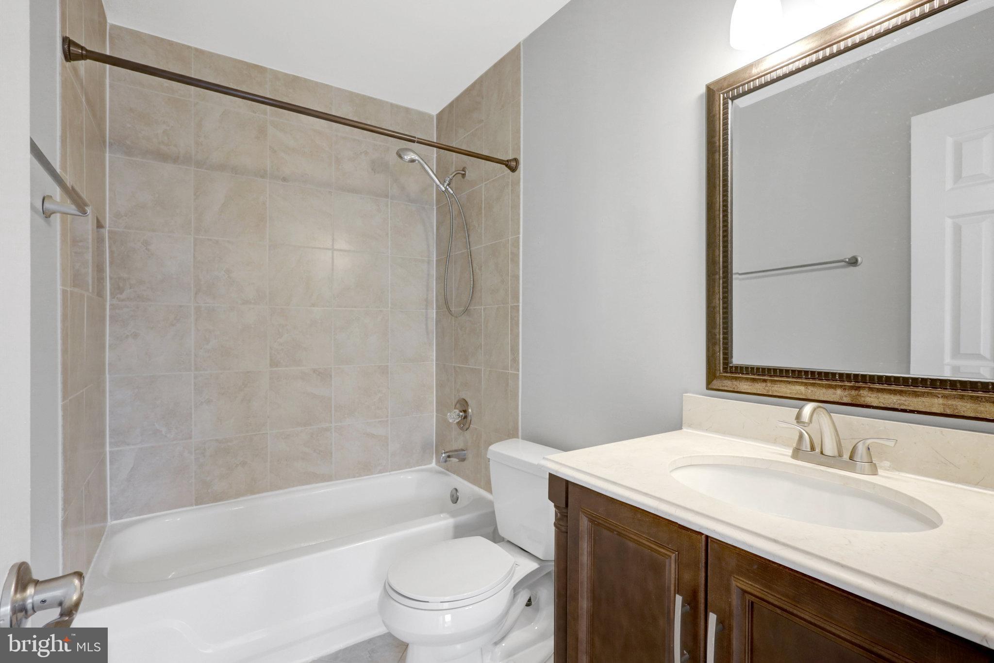 BRADDOCK PLACE - Residential Lease