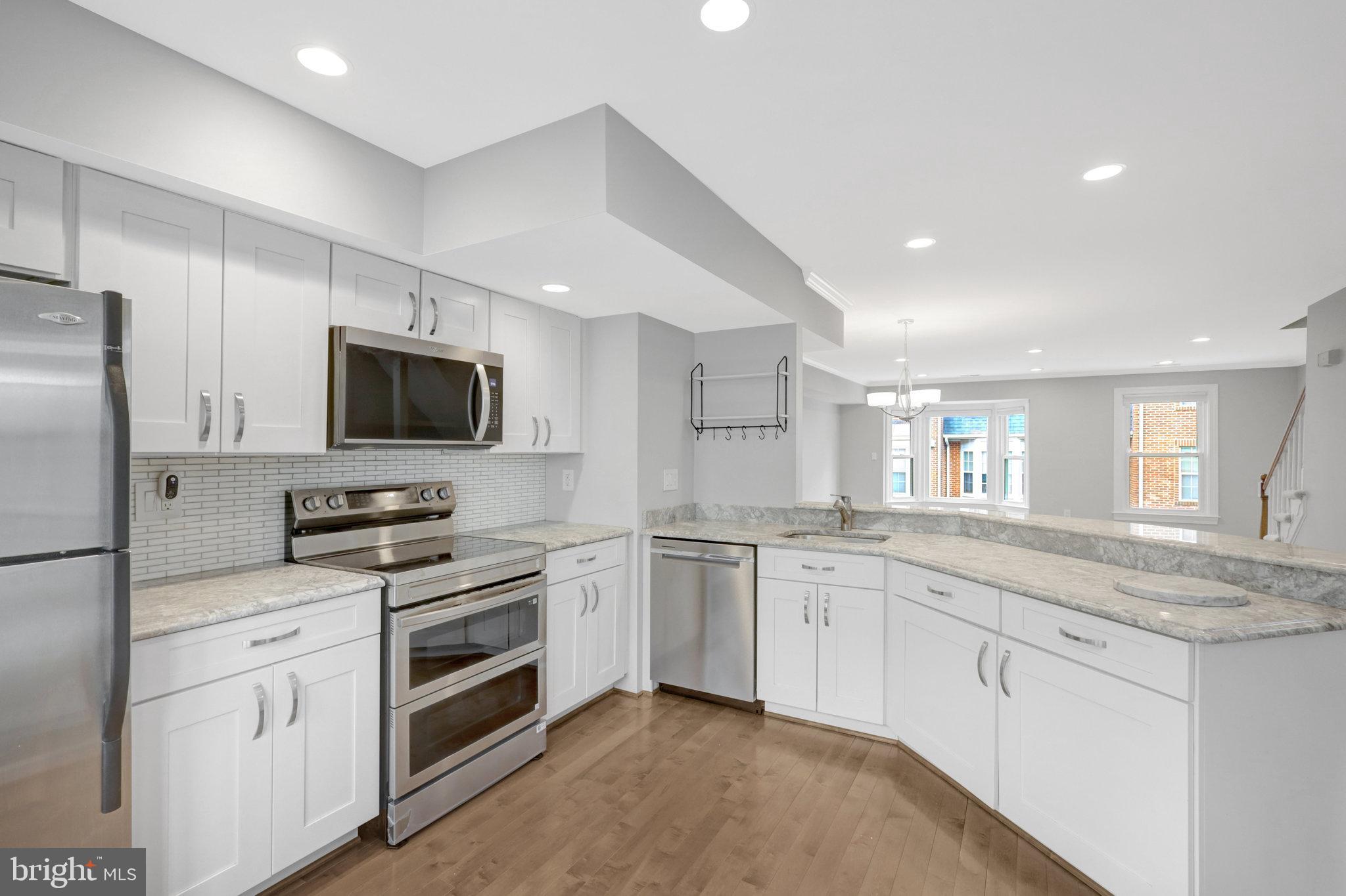 BRADDOCK PLACE - Residential Lease