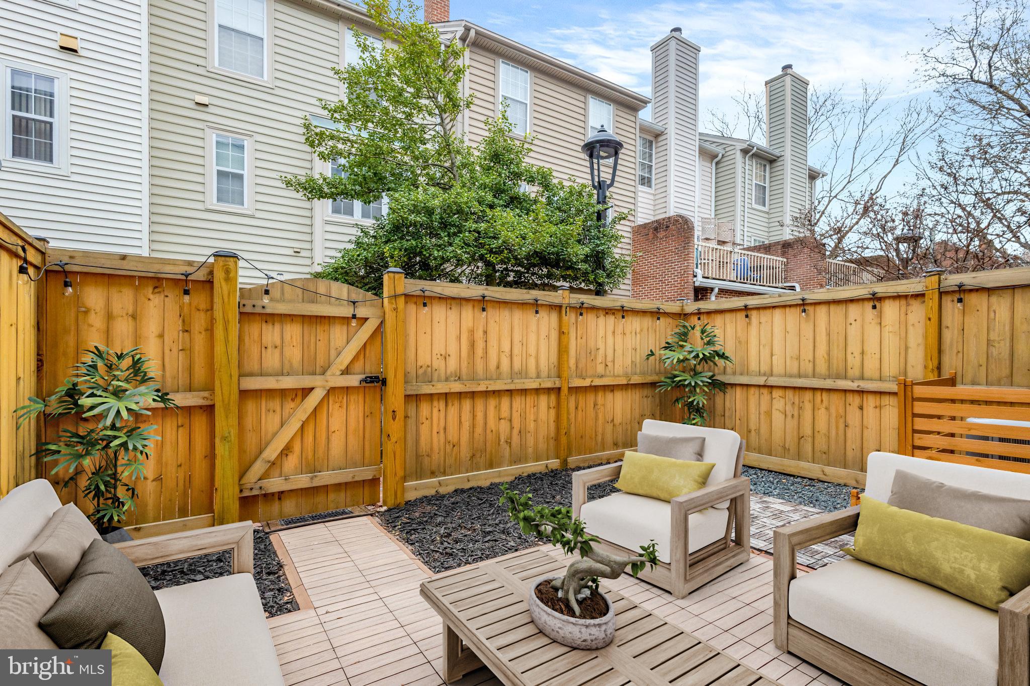 BRADDOCK PLACE - Residential Lease