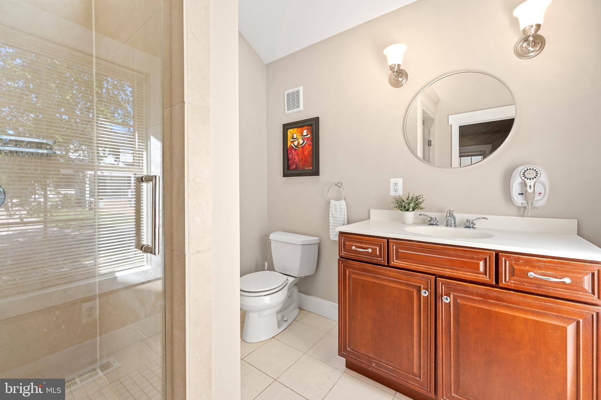 ARLINGTON HEIGHTS - Residential