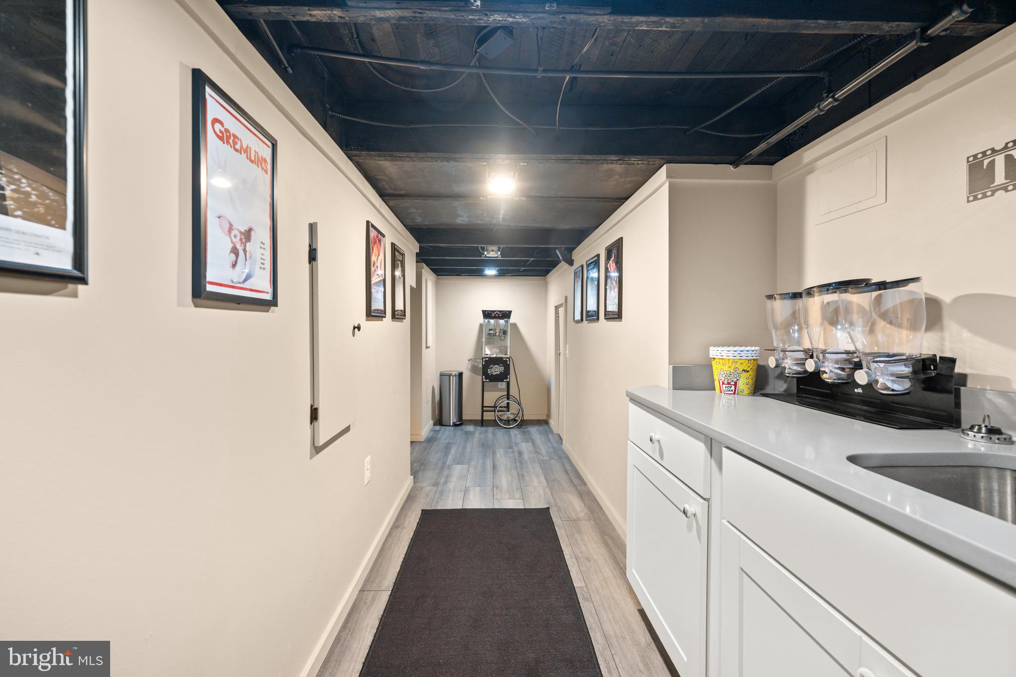 ARLINGTON HEIGHTS - Residential