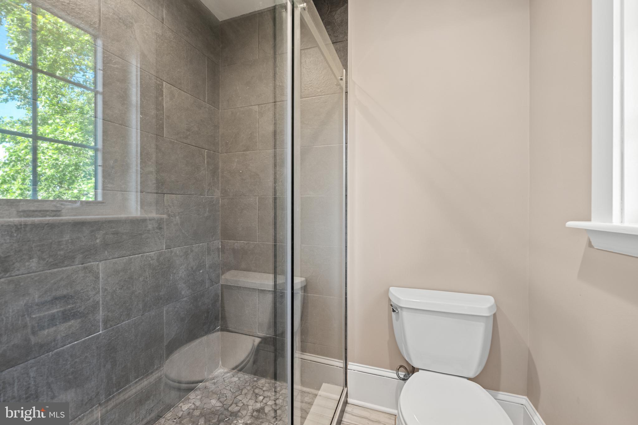 ARLINGTON HEIGHTS - Residential