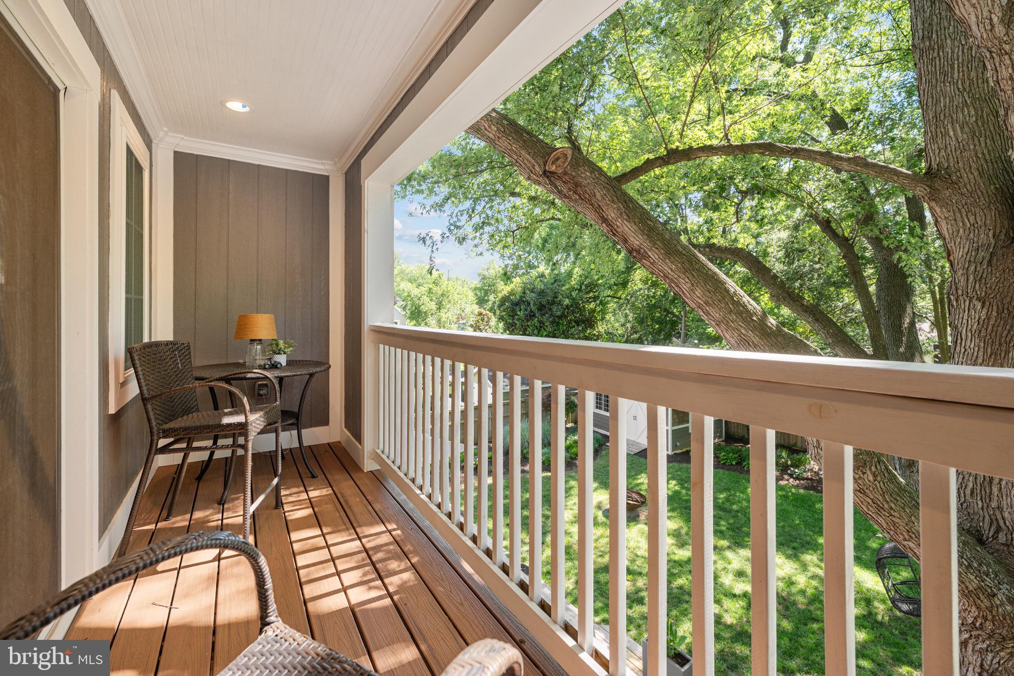 ARLINGTON HEIGHTS - Residential