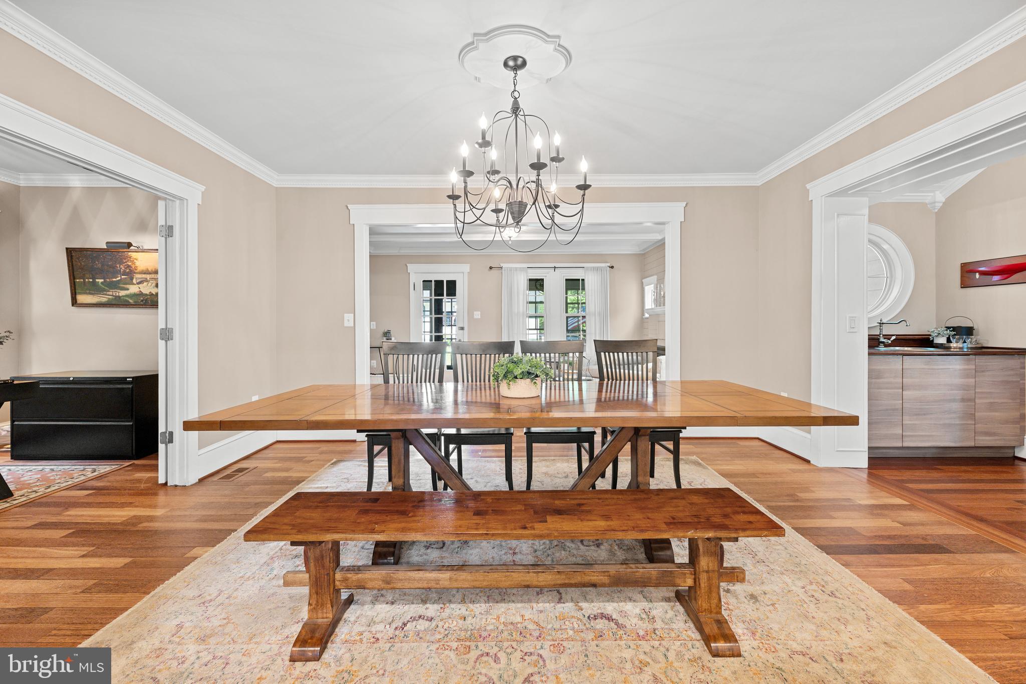 ARLINGTON HEIGHTS - Residential