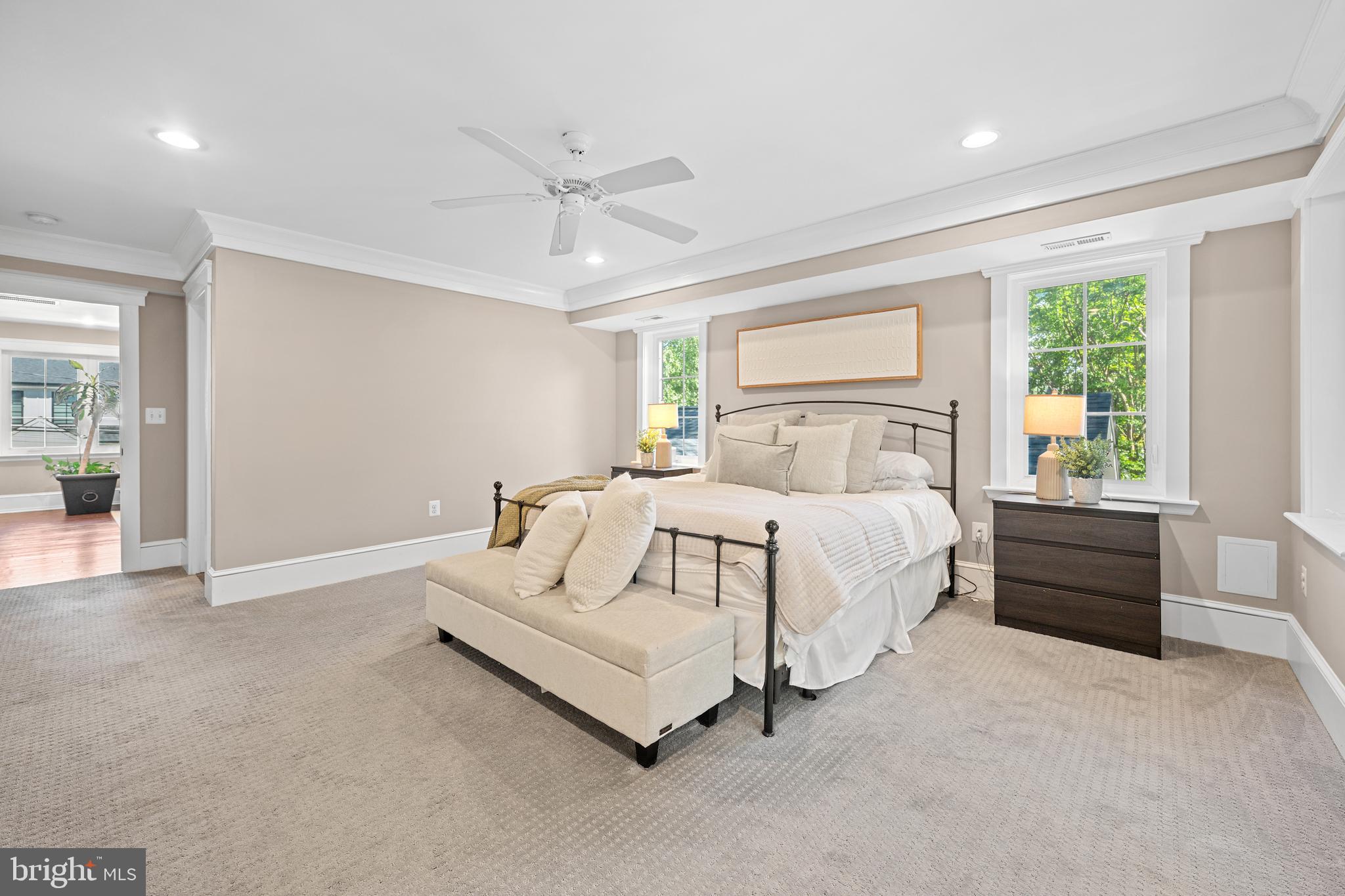 ARLINGTON HEIGHTS - Residential
