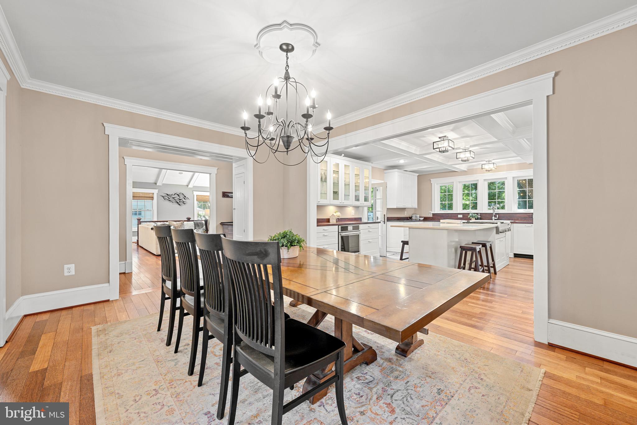 ARLINGTON HEIGHTS - Residential