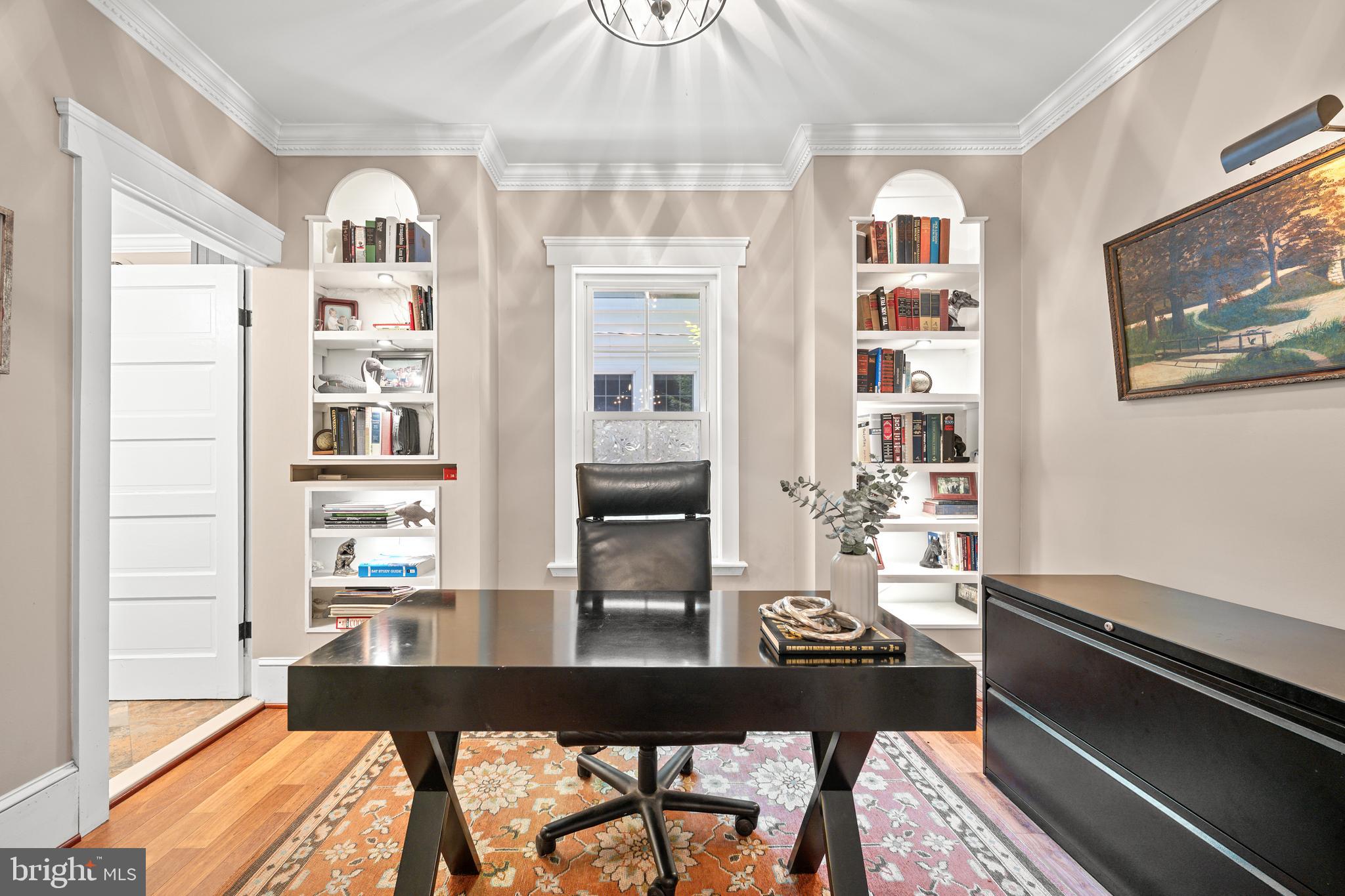 ARLINGTON HEIGHTS - Residential