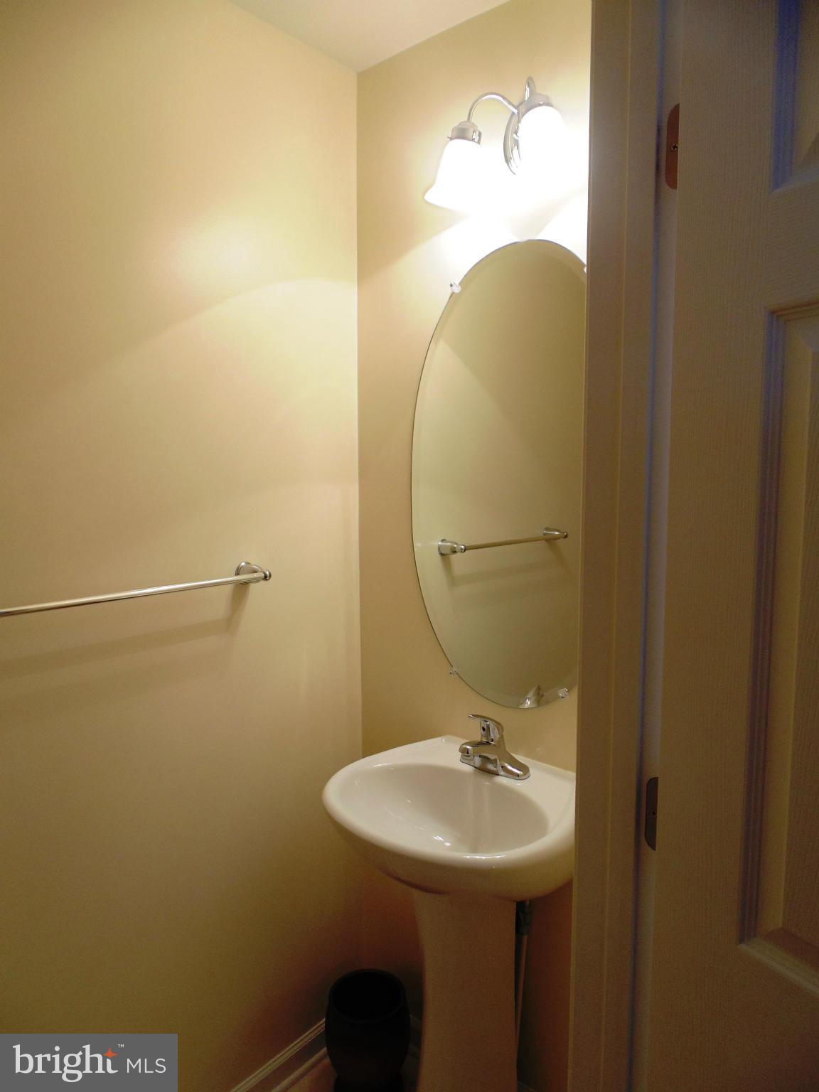 PLEASANT VIEW - Residential Lease