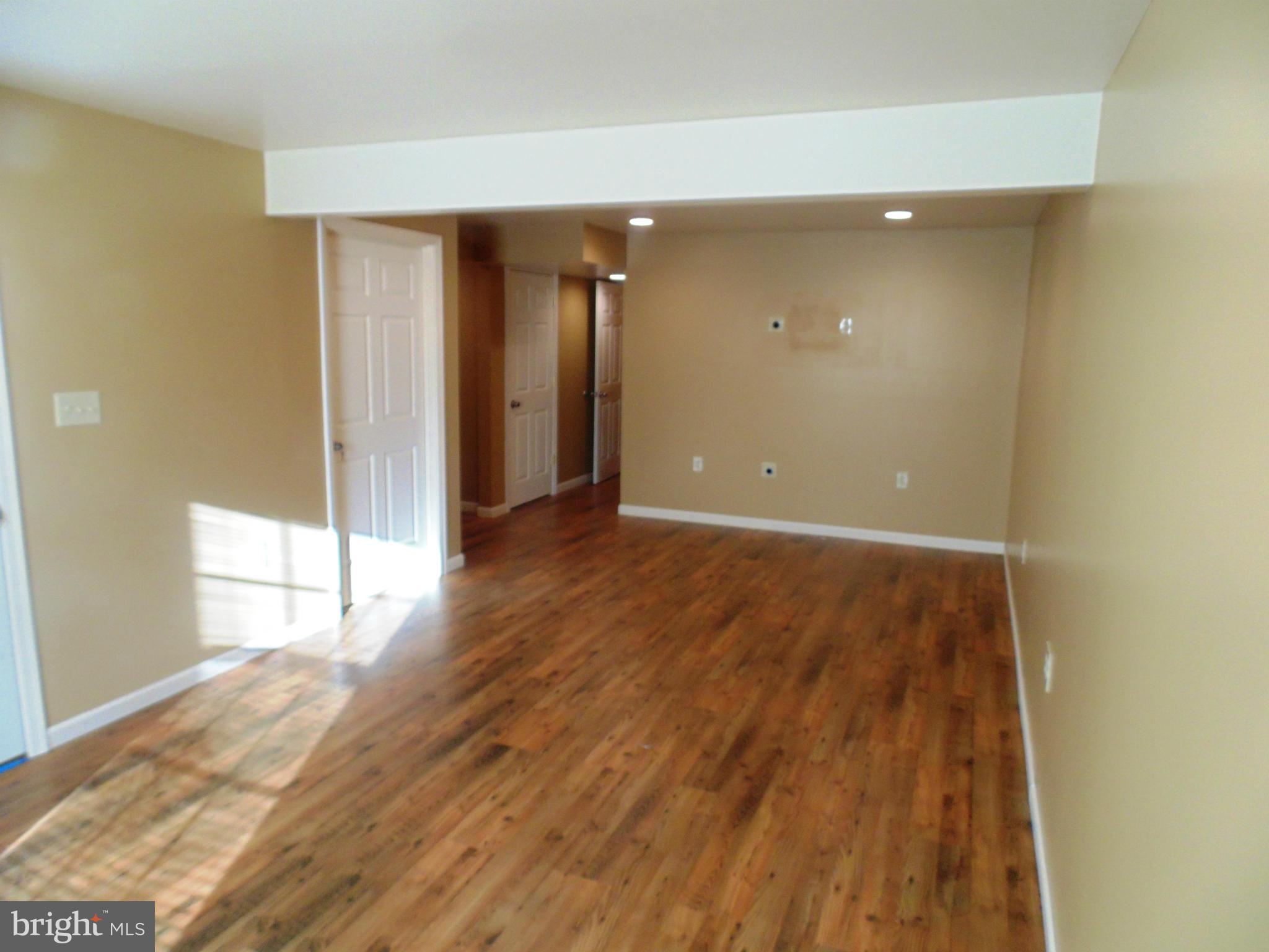 PLEASANT VIEW - Residential Lease