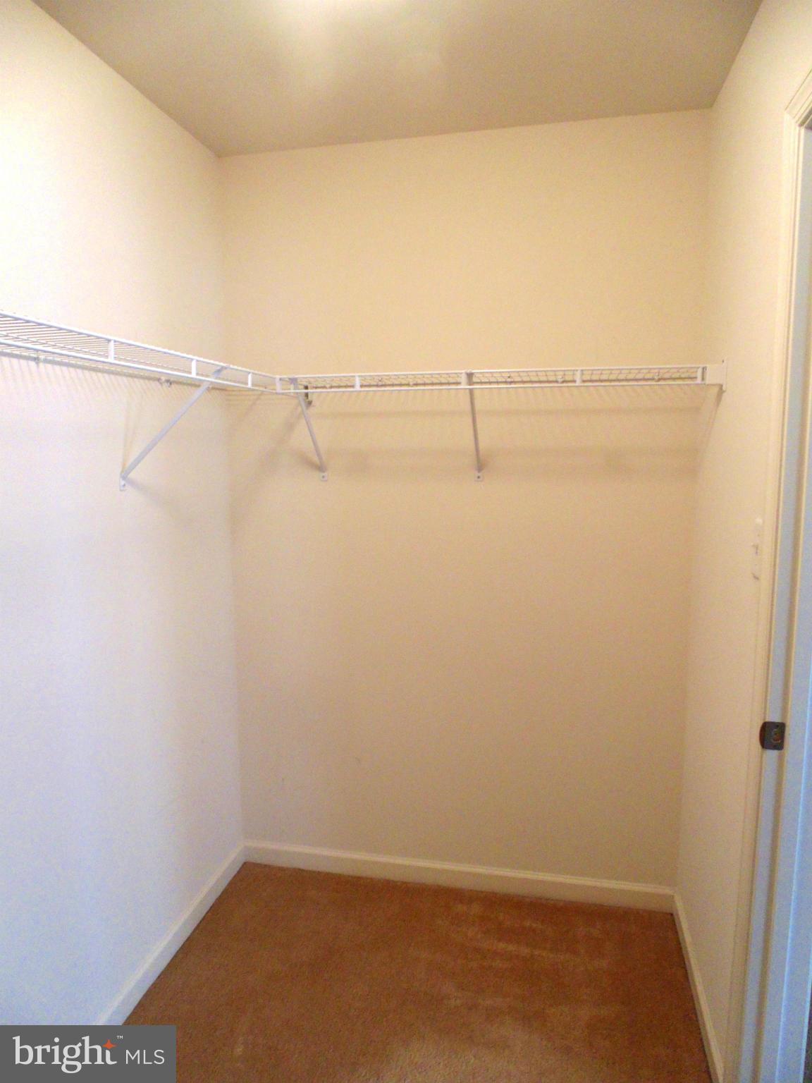 PLEASANT VIEW - Residential Lease