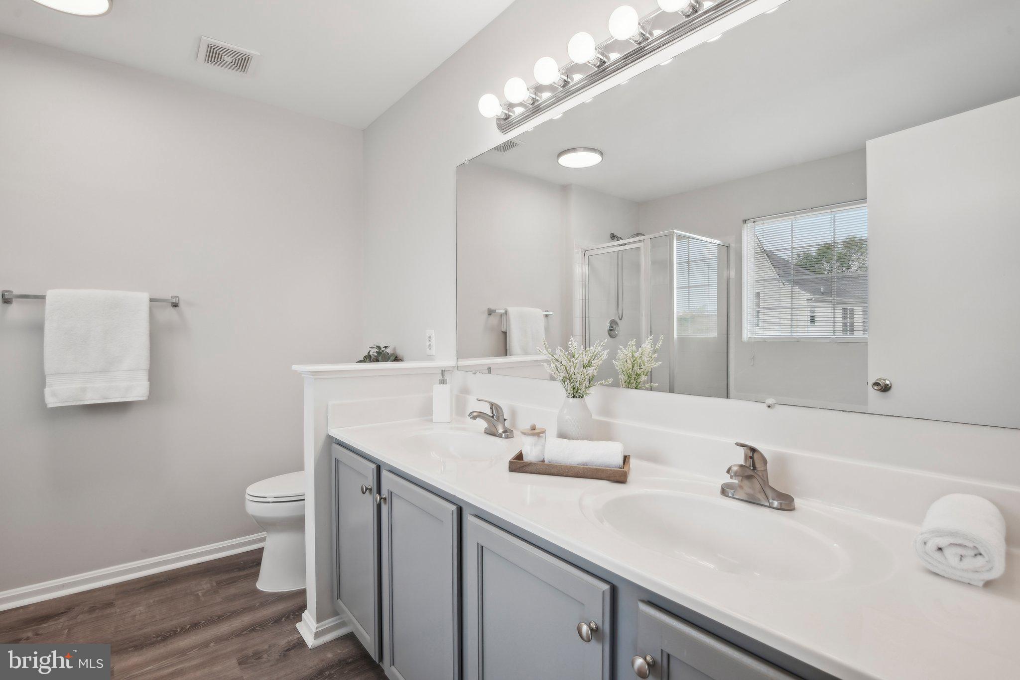 CENTER RIDGE - Residential