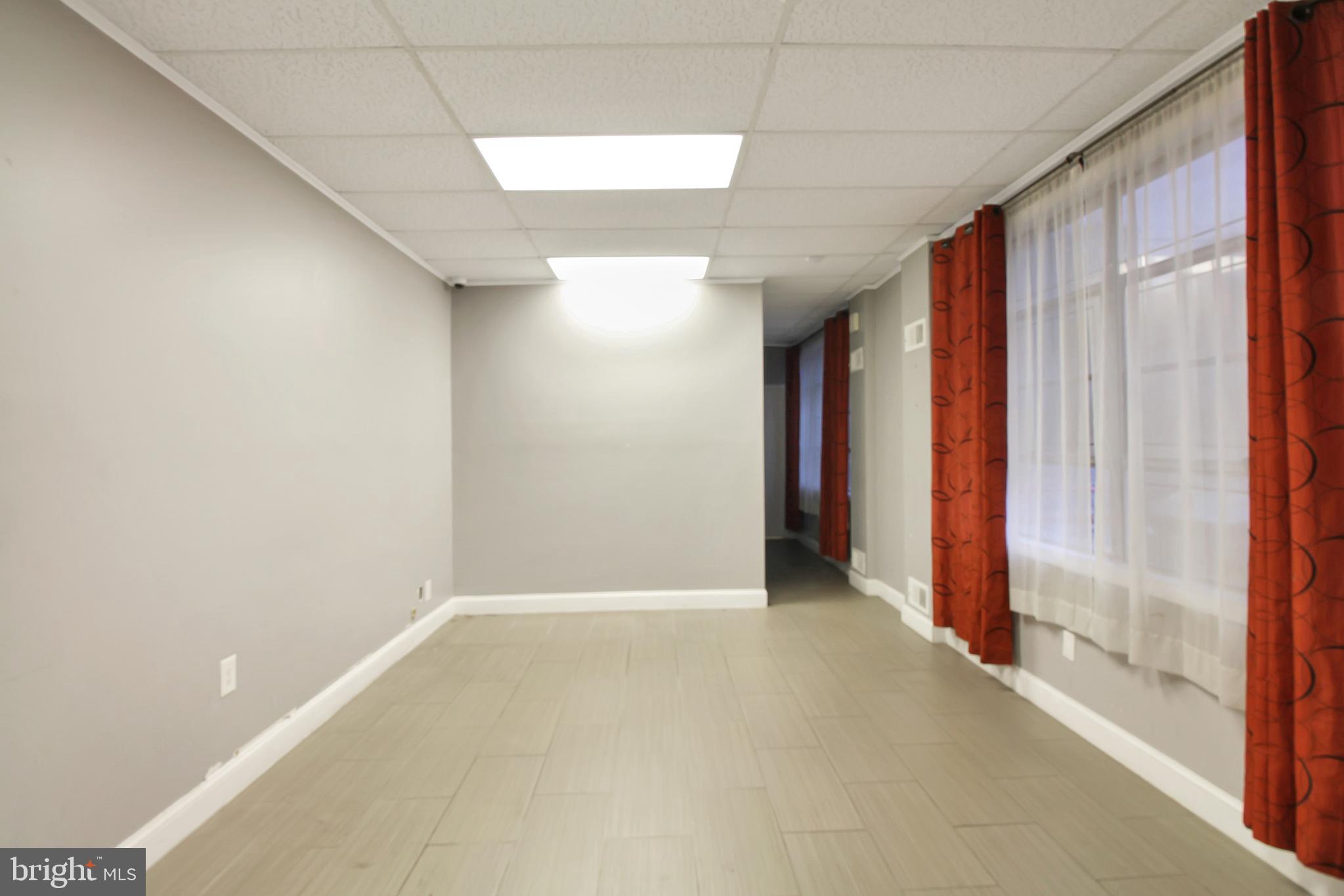 WOODSIDE PARK - Commercial Lease