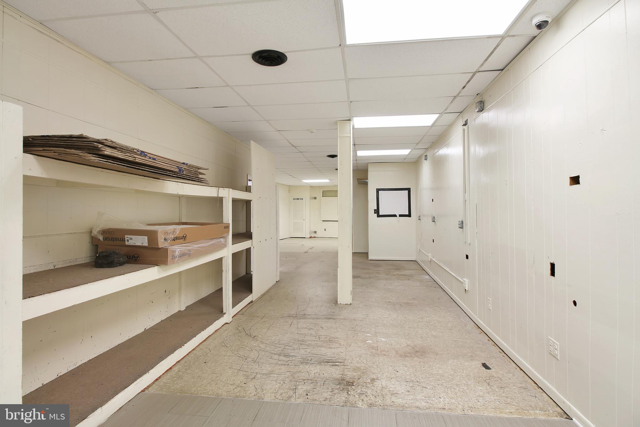 WOODSIDE PARK - Commercial Lease