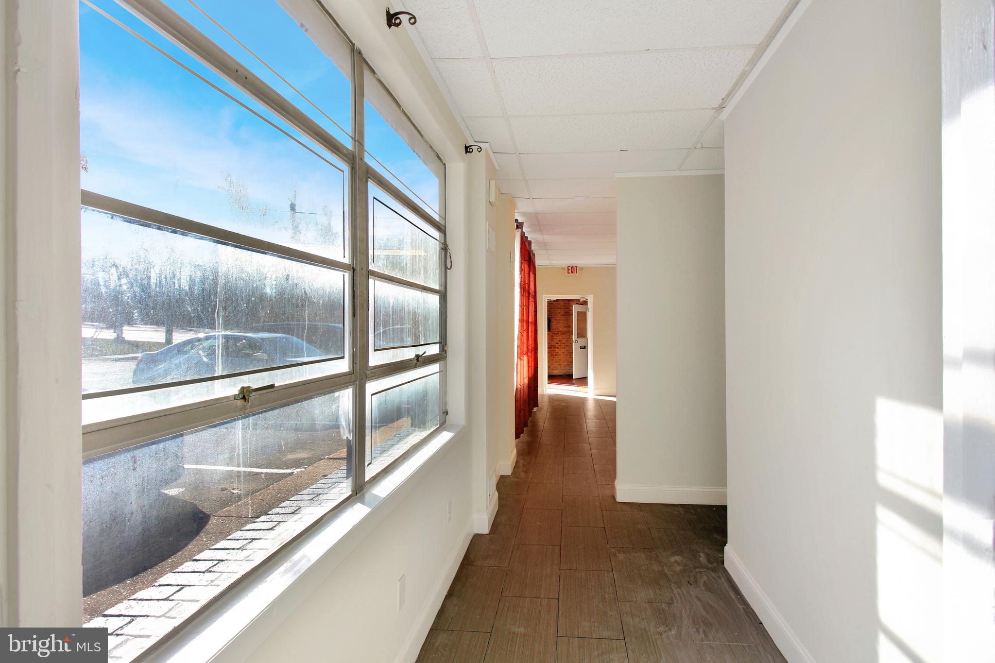 WOODSIDE PARK - Commercial Lease