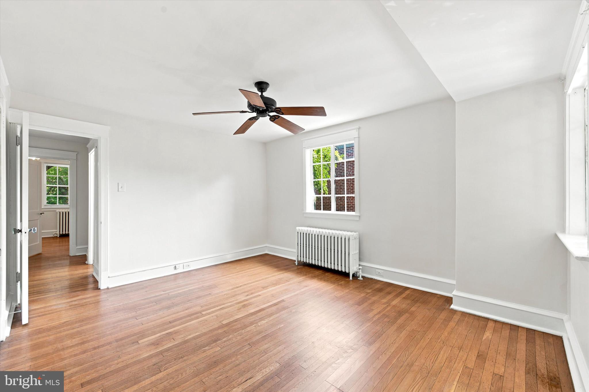EAST FALLS - Residential