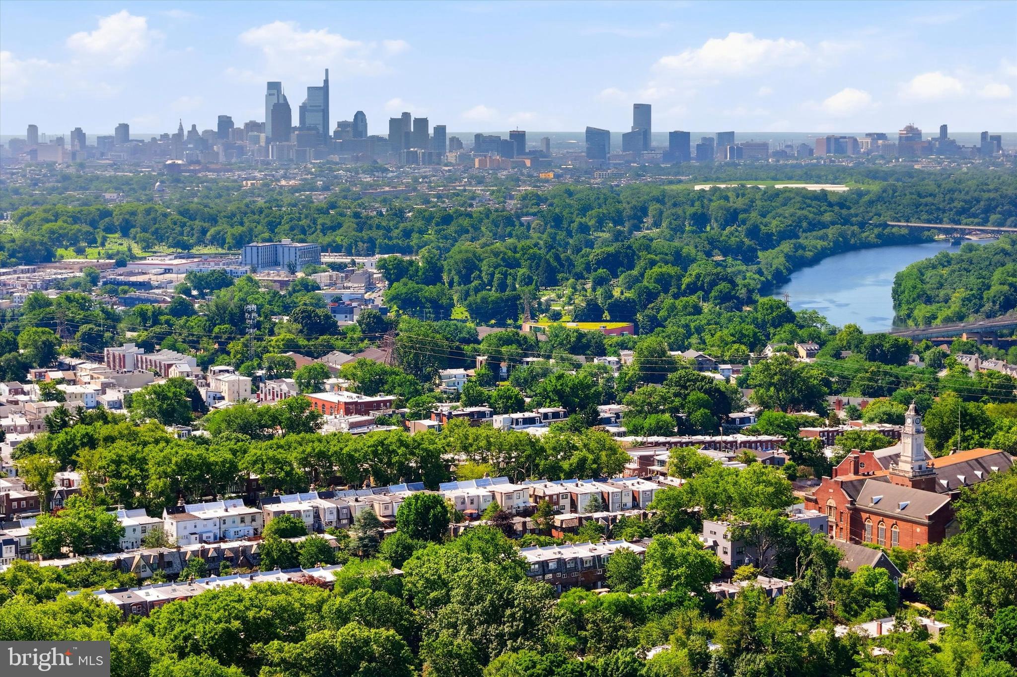 EAST FALLS - Residential