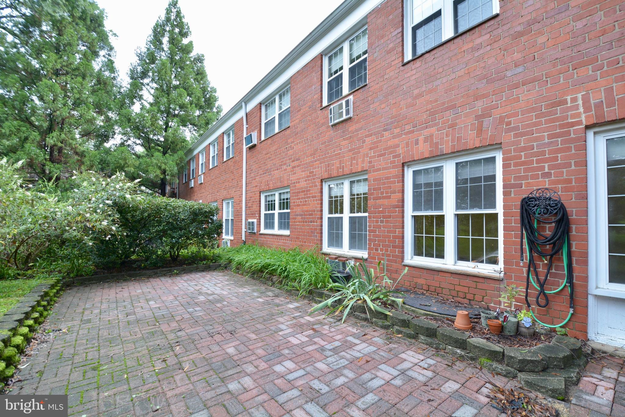 PARK  FAIRFAX - Residential Lease