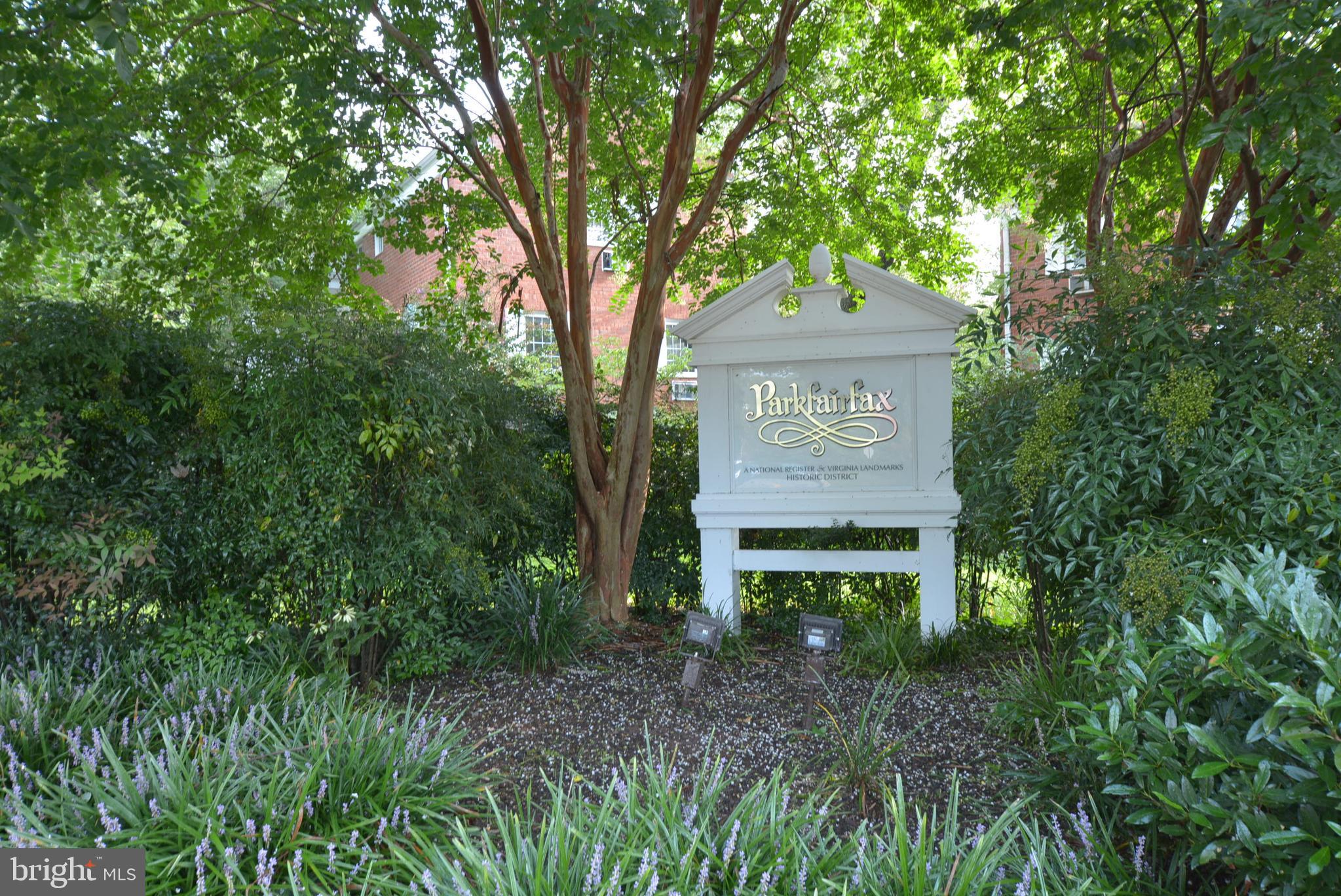 PARK  FAIRFAX - Residential Lease
