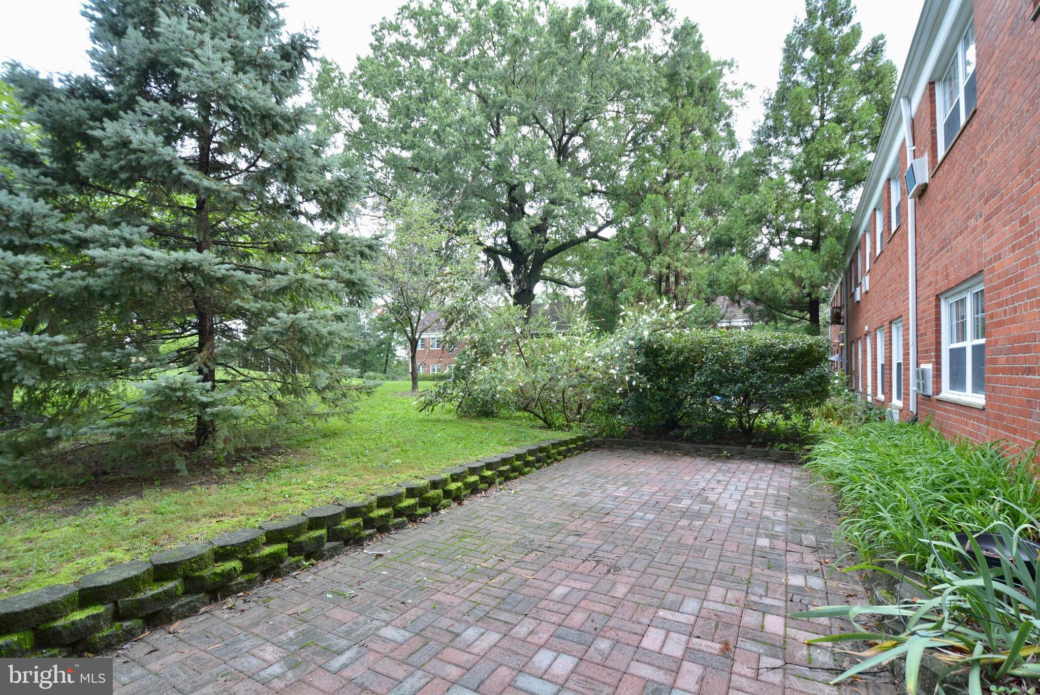 PARK  FAIRFAX - Residential Lease