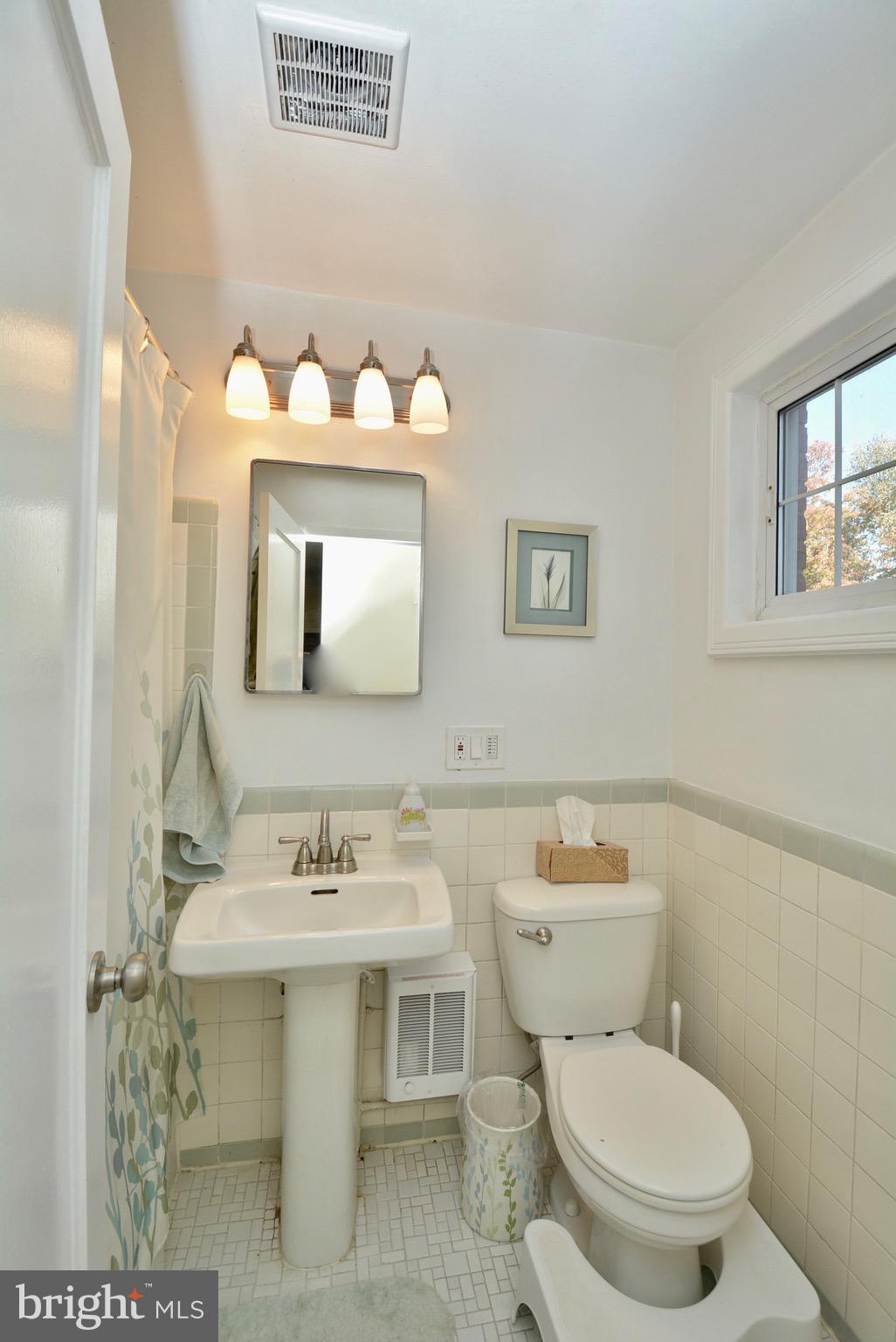 PARK  FAIRFAX - Residential Lease
