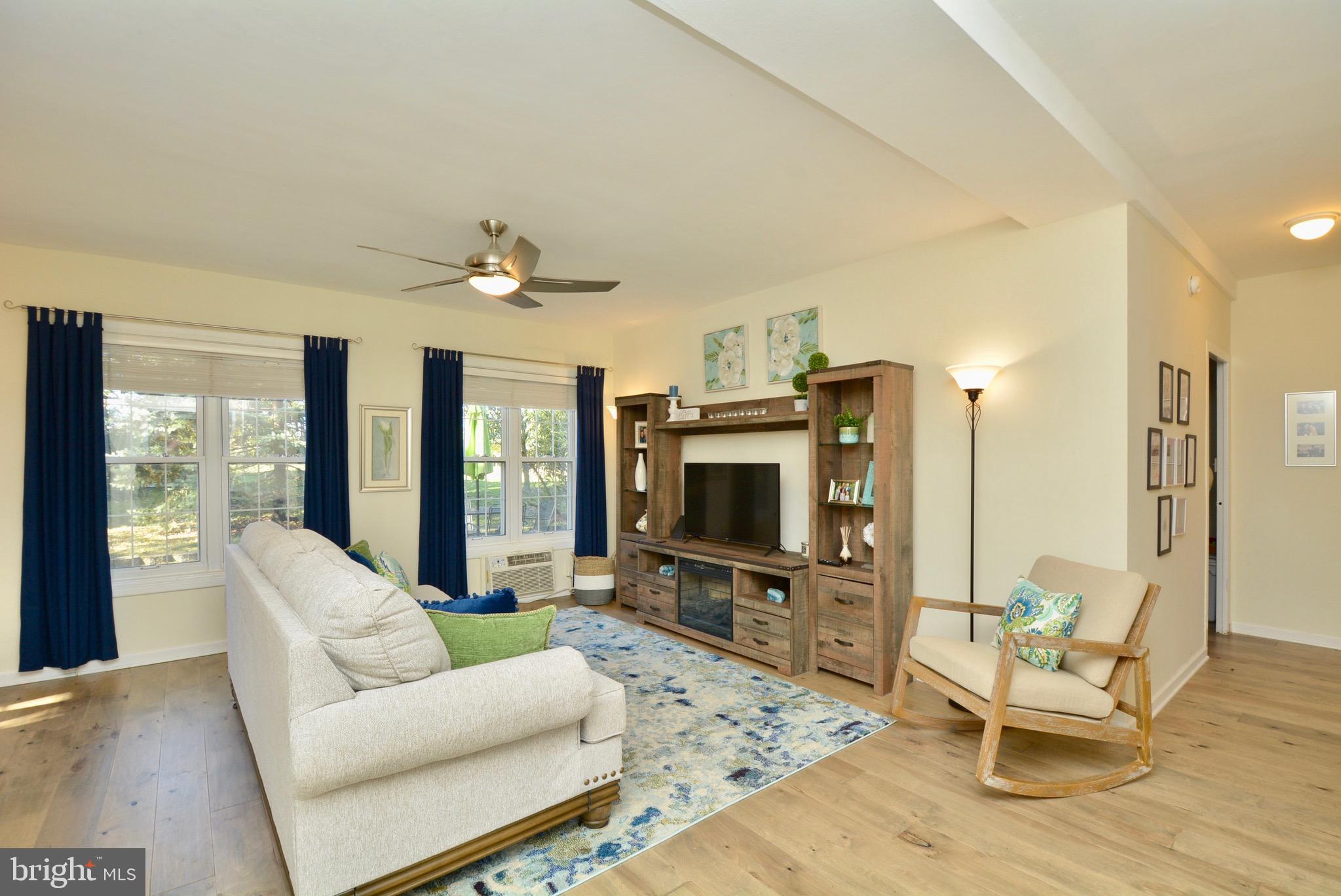 PARKFAIRFAX- Fabulous 1BR/1BA end-unit condo! This entry-level light-filled unit is freshly painted and ready to move in! Features hardwood floors throughout, open living/dining room, updated kitchen with granite counters and gas range, and bedroom with two closets! French door in dining room opens to expansive brick patio.  New in-unit washer and dryer is in process of being installed! Rent includes water, sewer, trash, gas- only tenant-paid utility is electric!  ParkFairfax amenities include pools, tennis courts, gym, and woodland trails! Parkfairfax is a historic community nestled on landscaped and wooded grounds offering off-street parking, easy access to Rt 395, and direct bus to Pentagon. Shirlington's shops, restaurants and more are just minutes away!