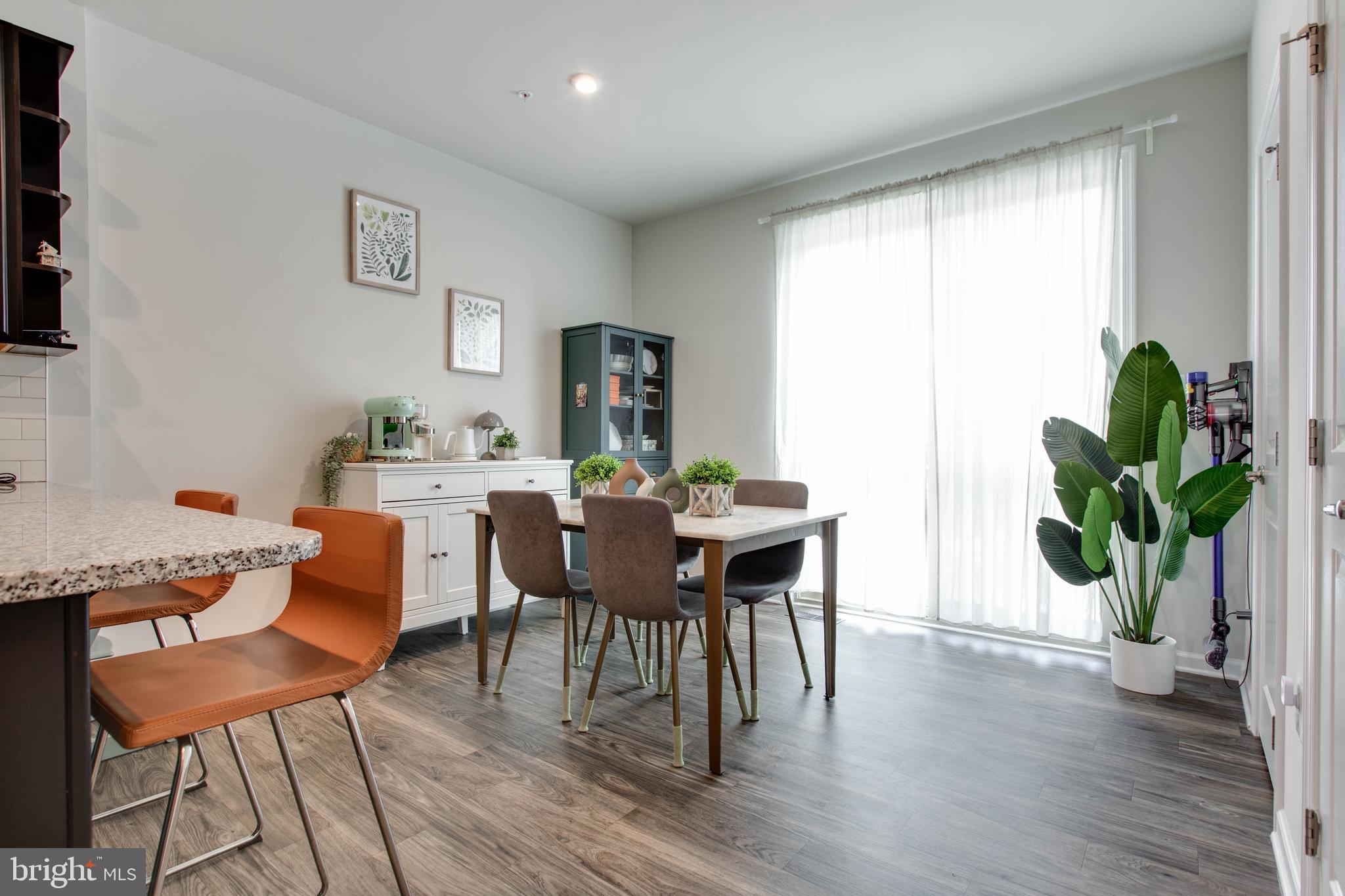 PARKSIDE - Residential