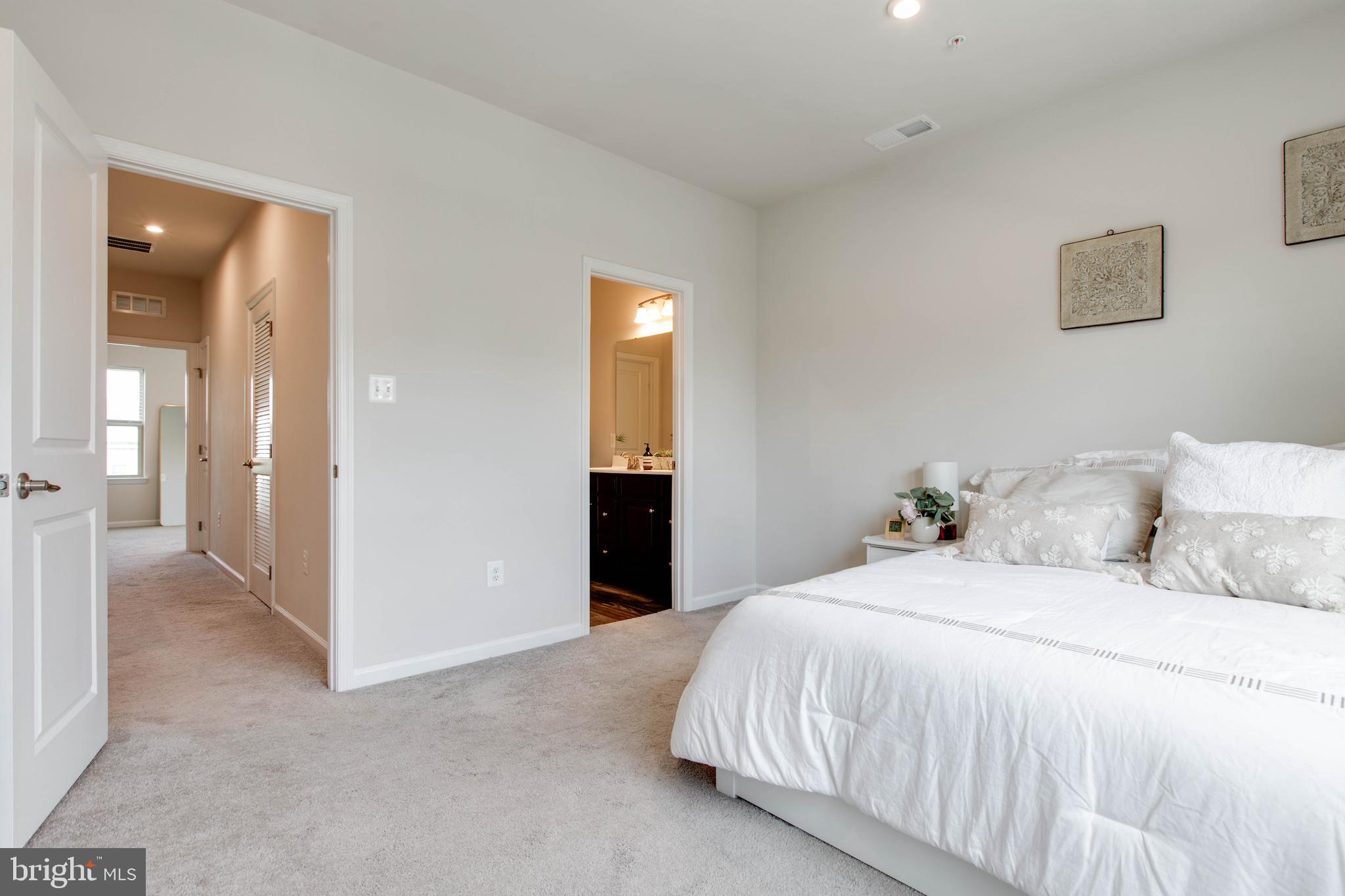PARKSIDE - Residential