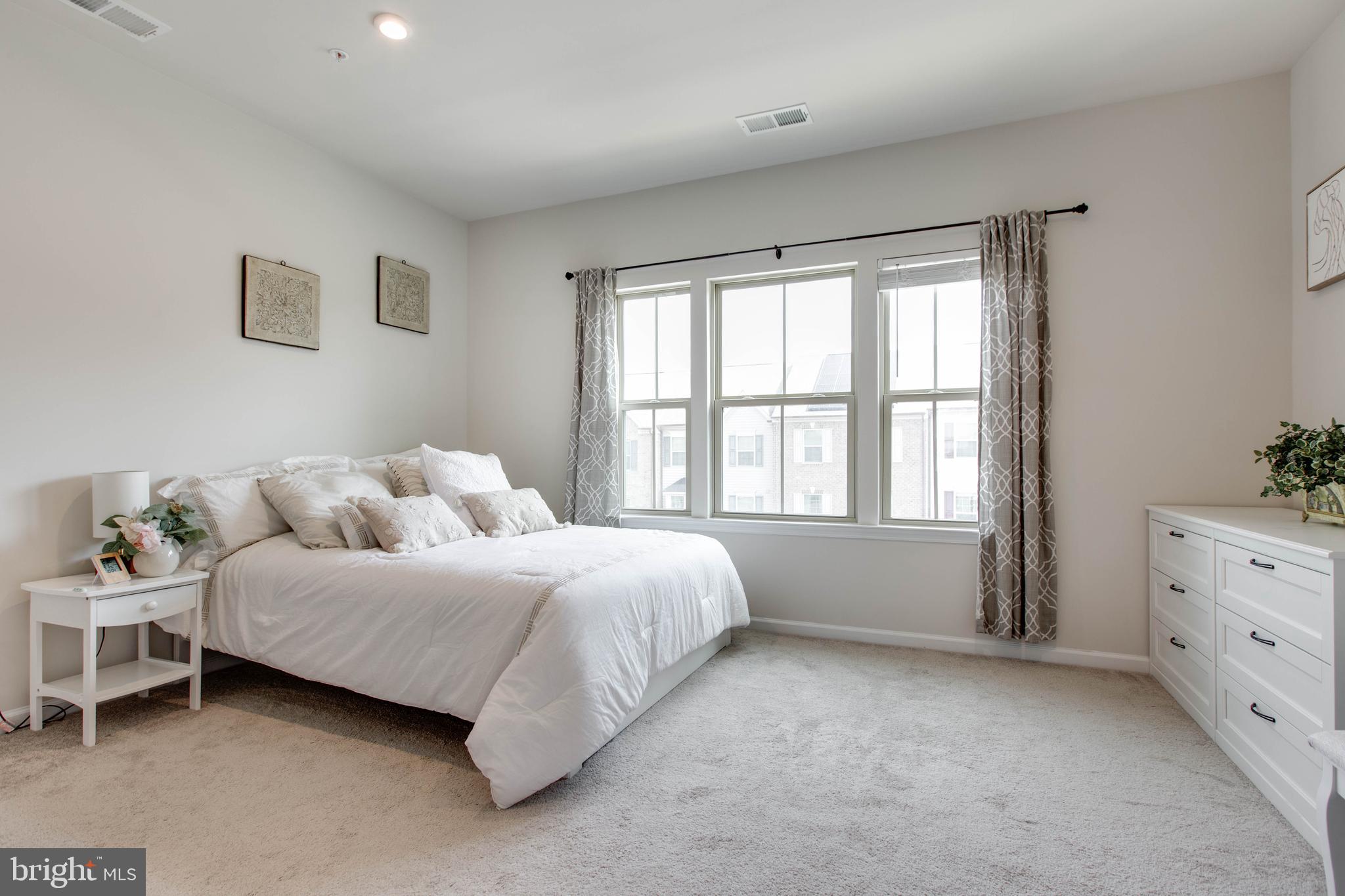 PARKSIDE - Residential