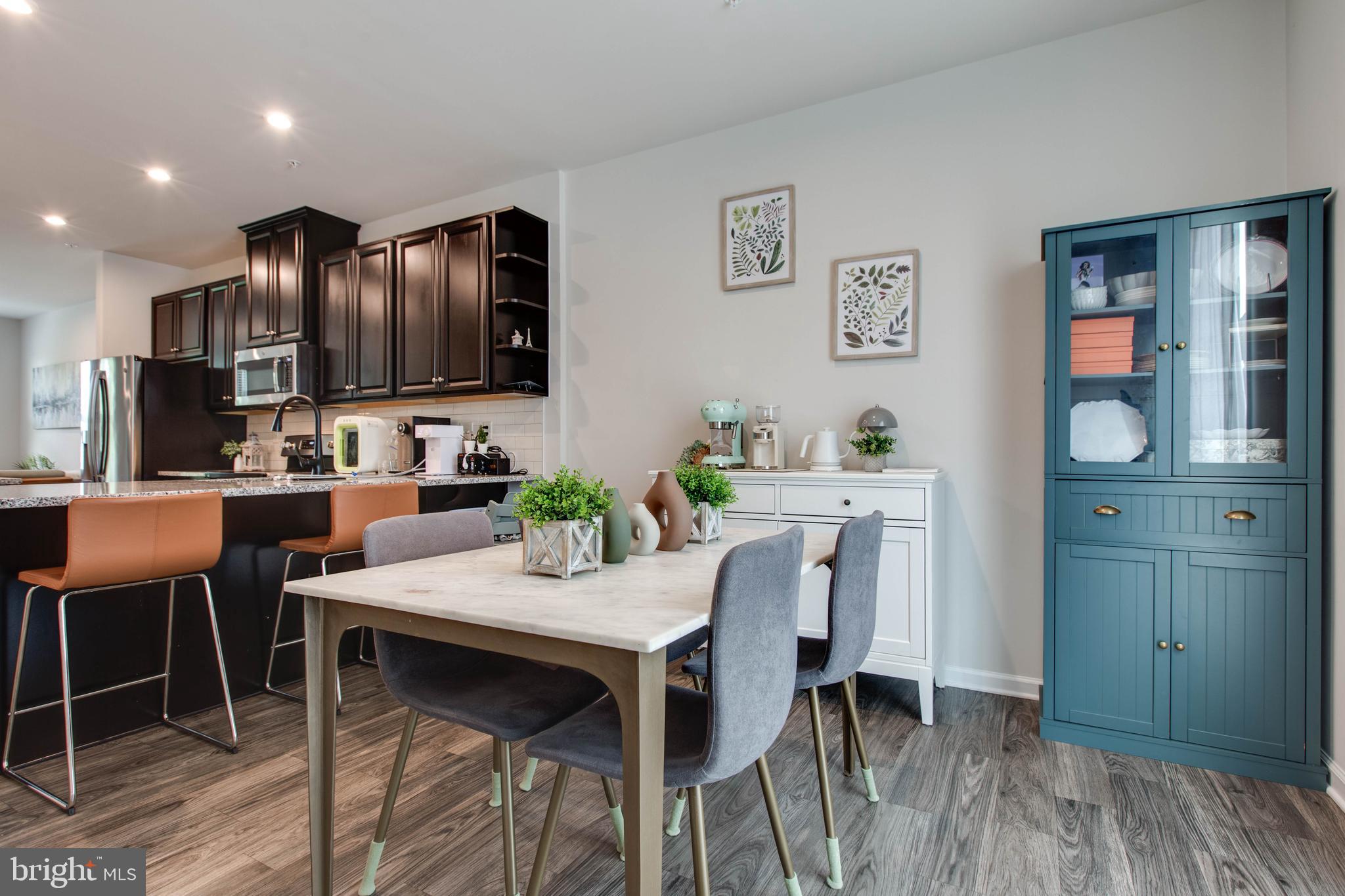 PARKSIDE - Residential