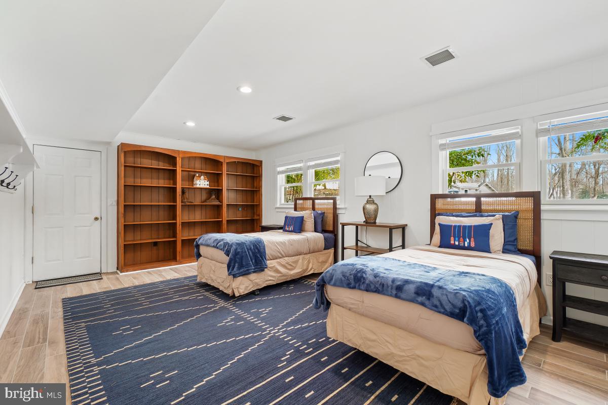 BYWATER ESTATES - Residential