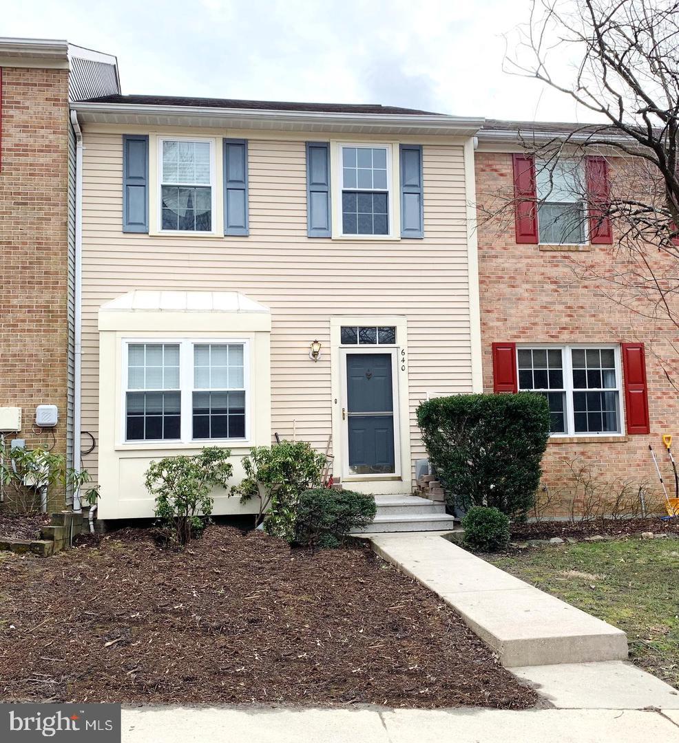 AVAILABLE AUGUST 15H.  PATAPSCO FALLS TOWN HOME THAT IS MOVE IN READY! RECENTLY UPDATED 3 BEDROOM 2.5 BATH TOWNHOUSE THAT BACKS TO TREES AND IS JUST MINUTES FROM OLD ELLICOTT CITY, TREE LINED STREET, LARGE EAT-IN KITCHEN WITH WOOD FLOORS THROUGHOUT MAIN LEVEL, A BREAKFAST AREA AND SLIDERS TO THE DECK, SEPARATE DINING ROOM AND SUNKEN LIVING ROOM, FINISHED LOWER LEVEL WITH A WALKOUT, PRIMARY BEDROOM WITH PRIMARY BATH, VAULTED CEILINGS IN ALL 3 BEDROOMS. SCHEDULE A PRIVATE TOUR TODAY.