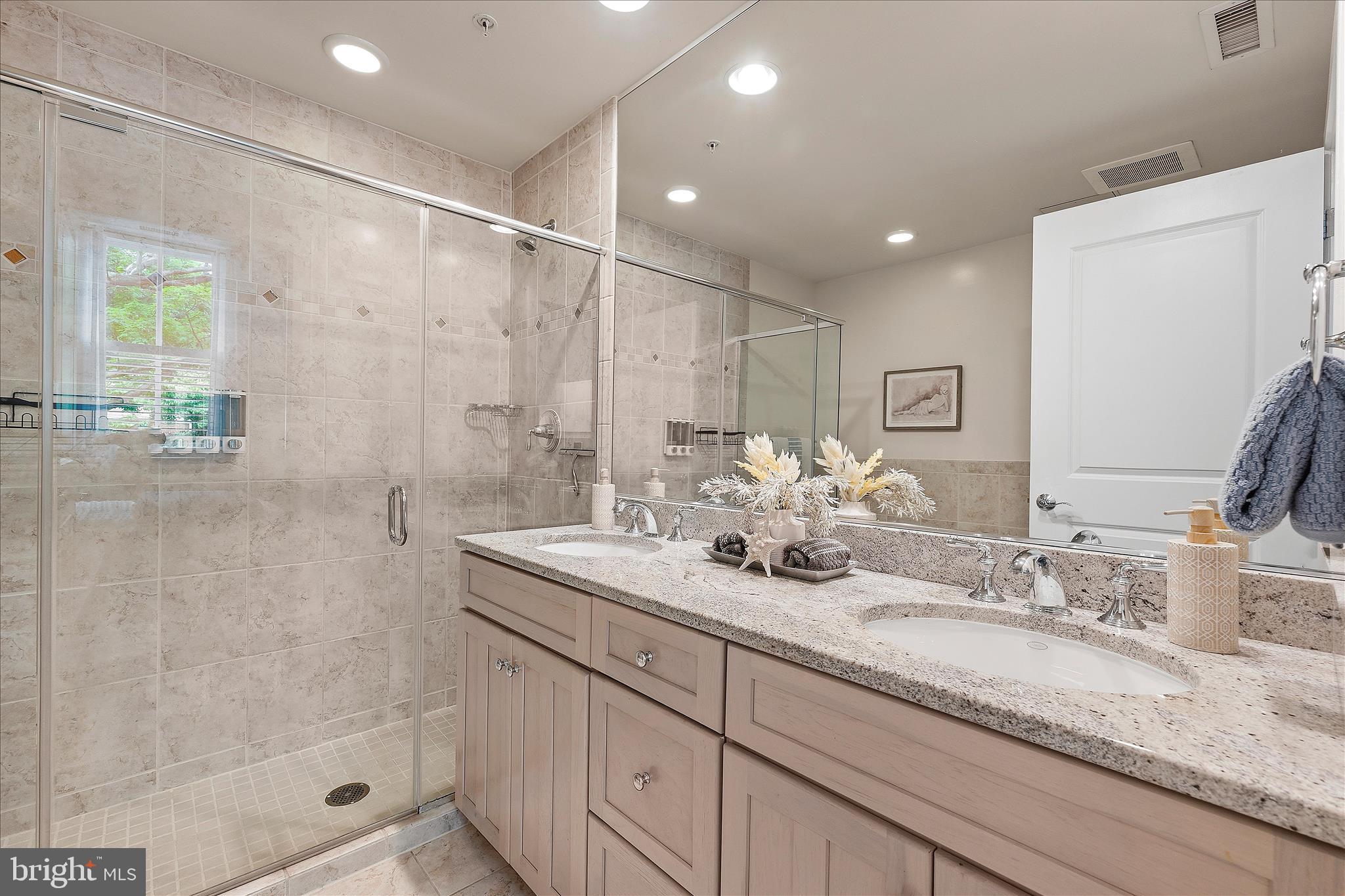 ACTONS LANDING CONDOS - Residential