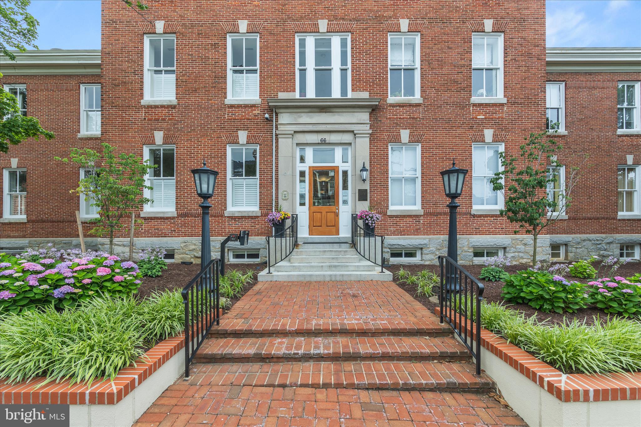 ACTONS LANDING CONDOS - Residential