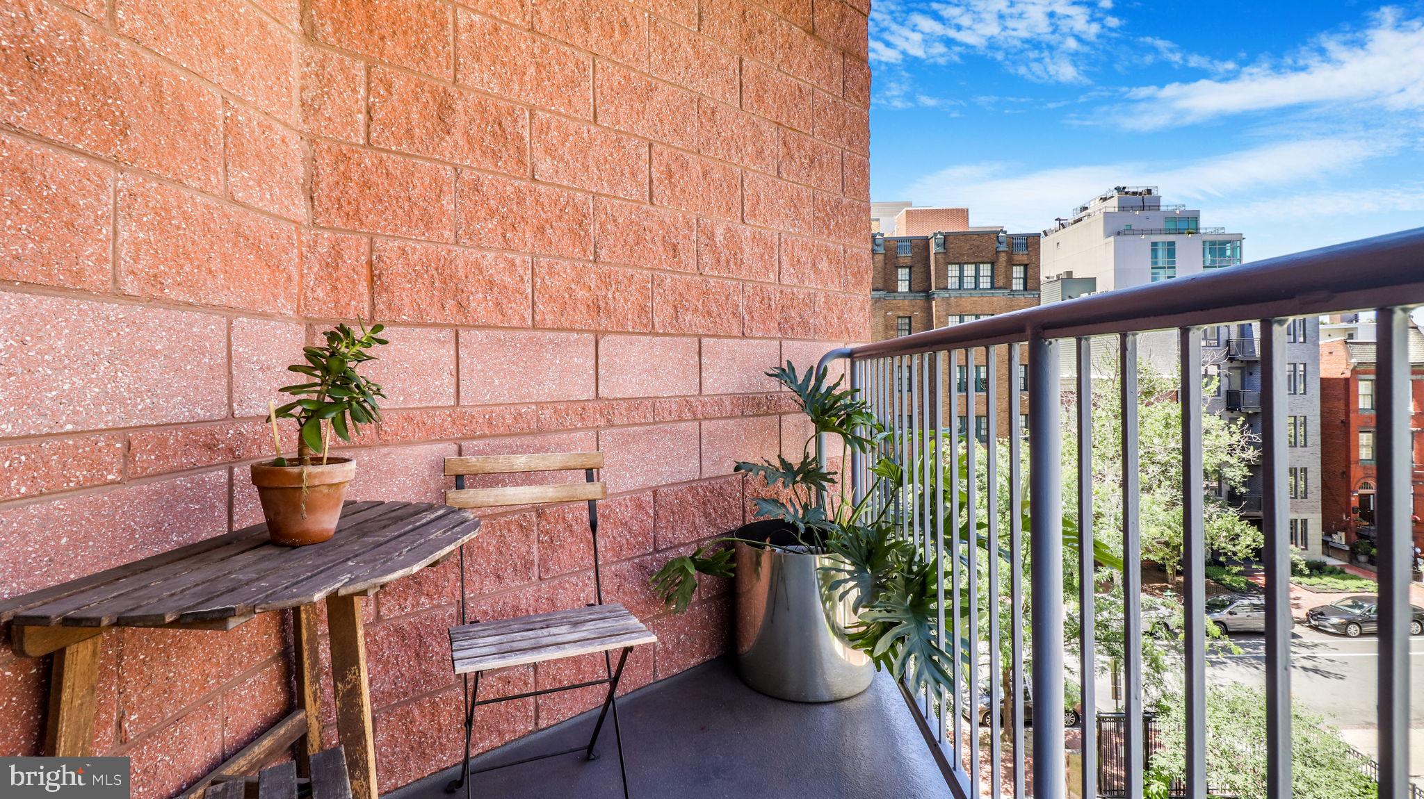 MT VERNON SQUARE - Residential