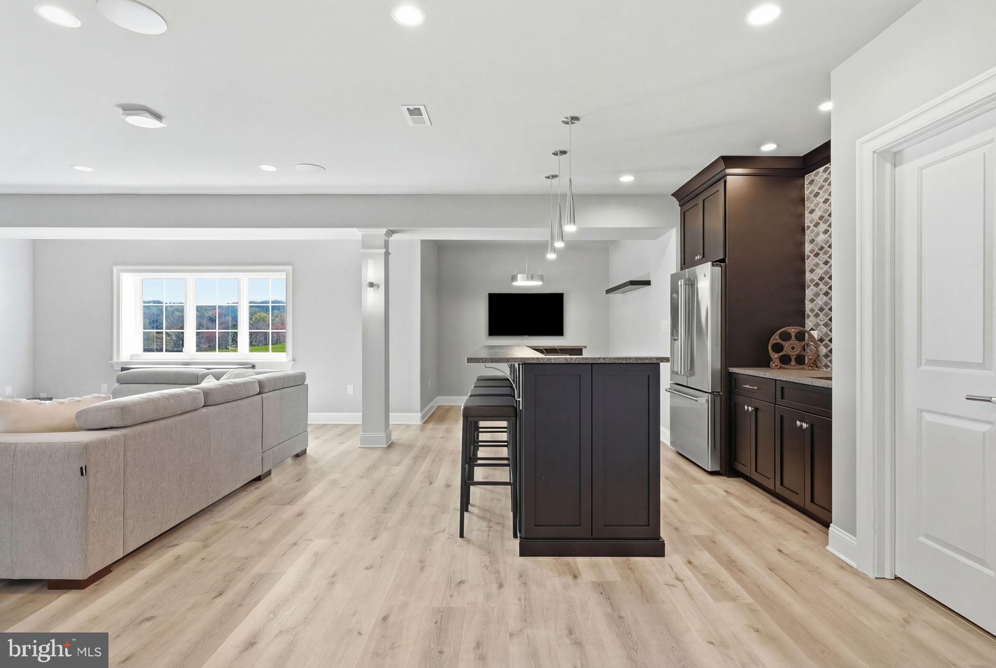 CEDAR RUN - Residential