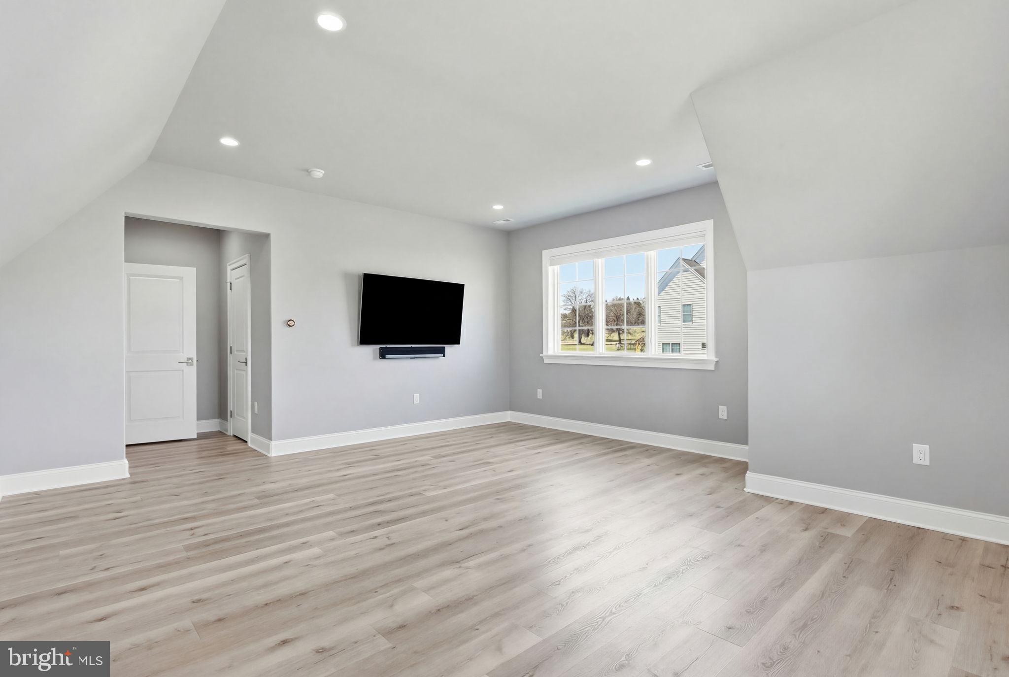 CEDAR RUN - Residential