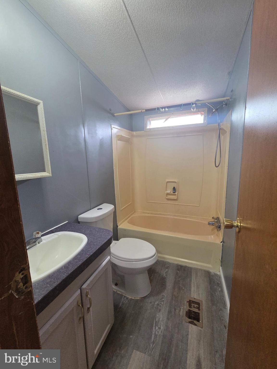 SPRING VALLEY MOBILE HOME PARK - Residential