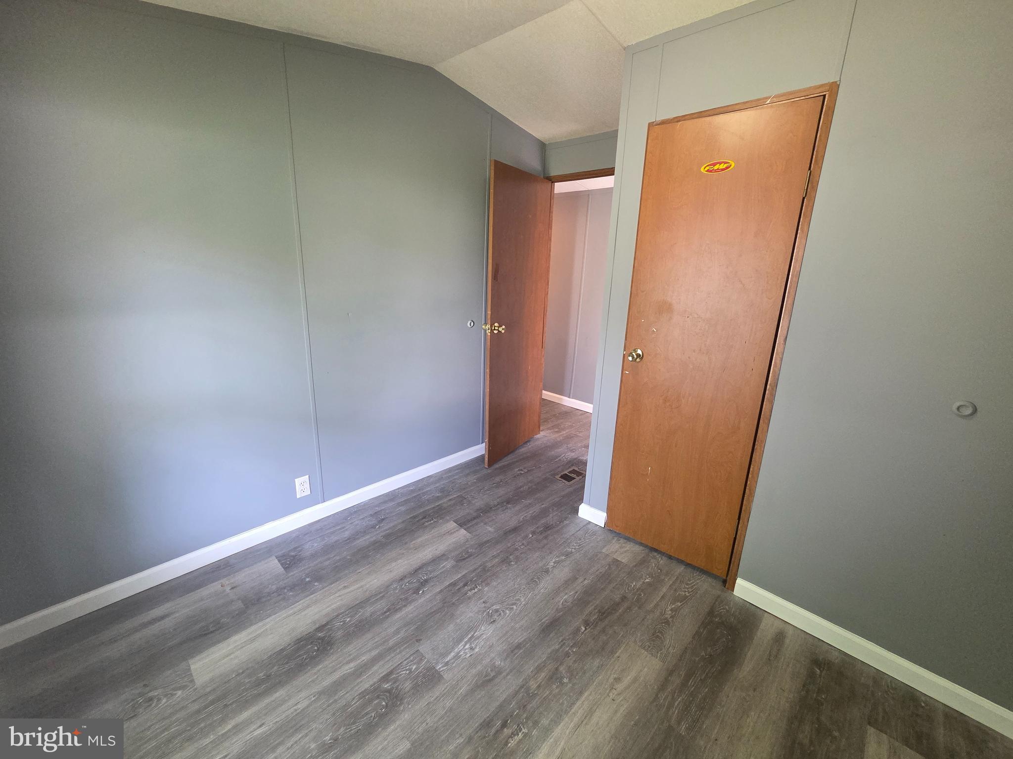 SPRING VALLEY MOBILE HOME PARK - Residential