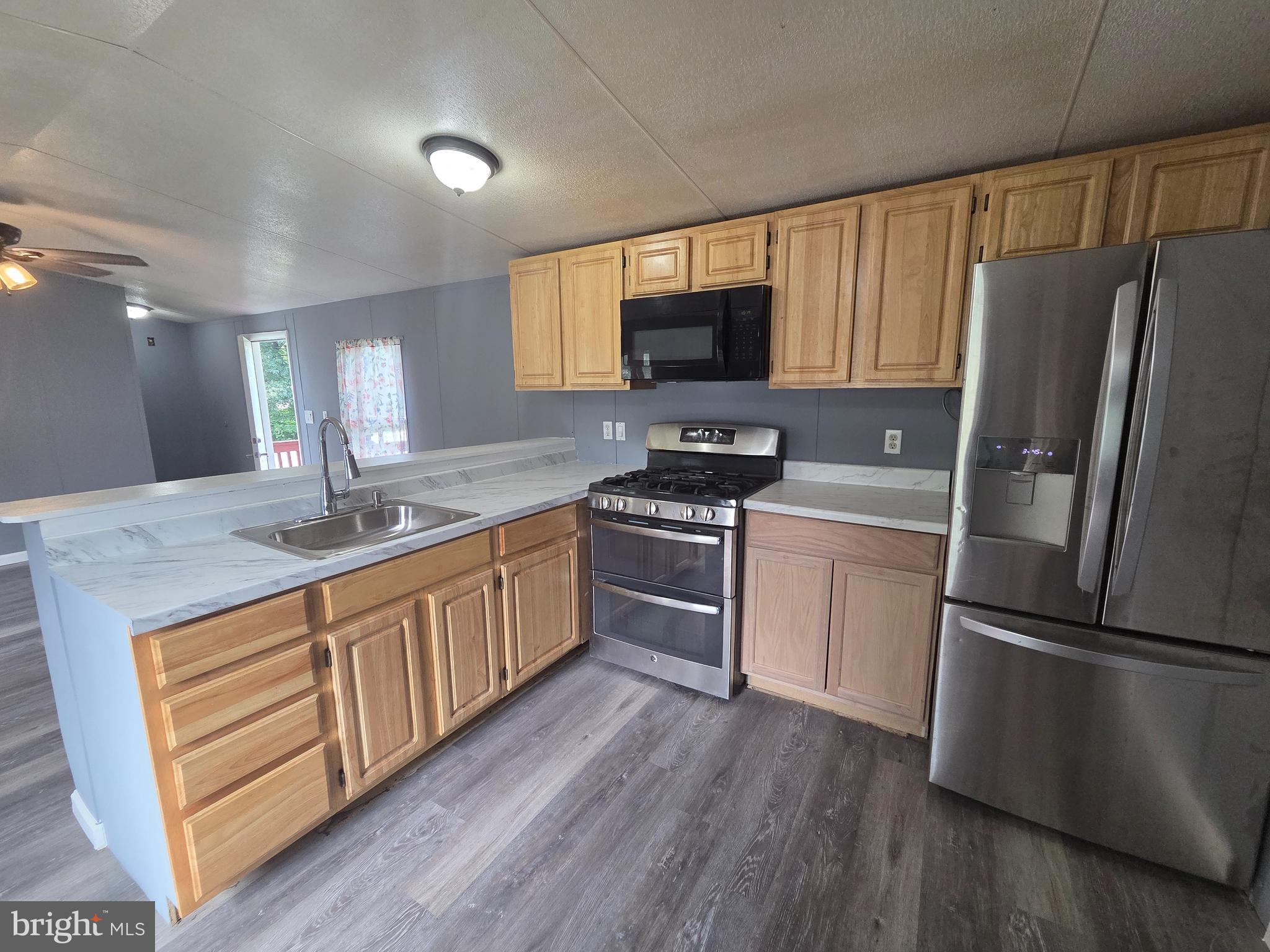 SPRING VALLEY MOBILE HOME PARK - Residential