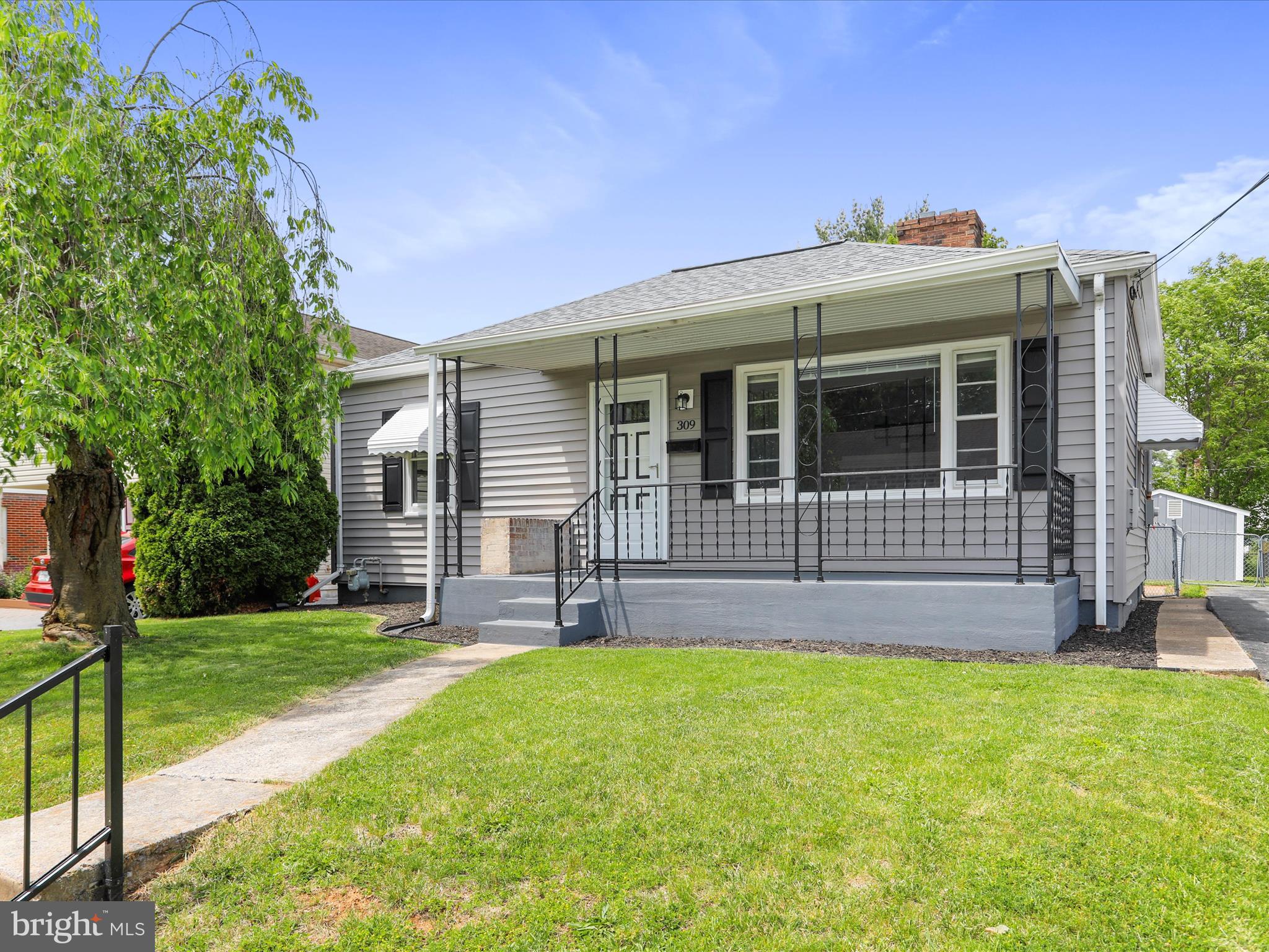HAGERSTOWN - Residential