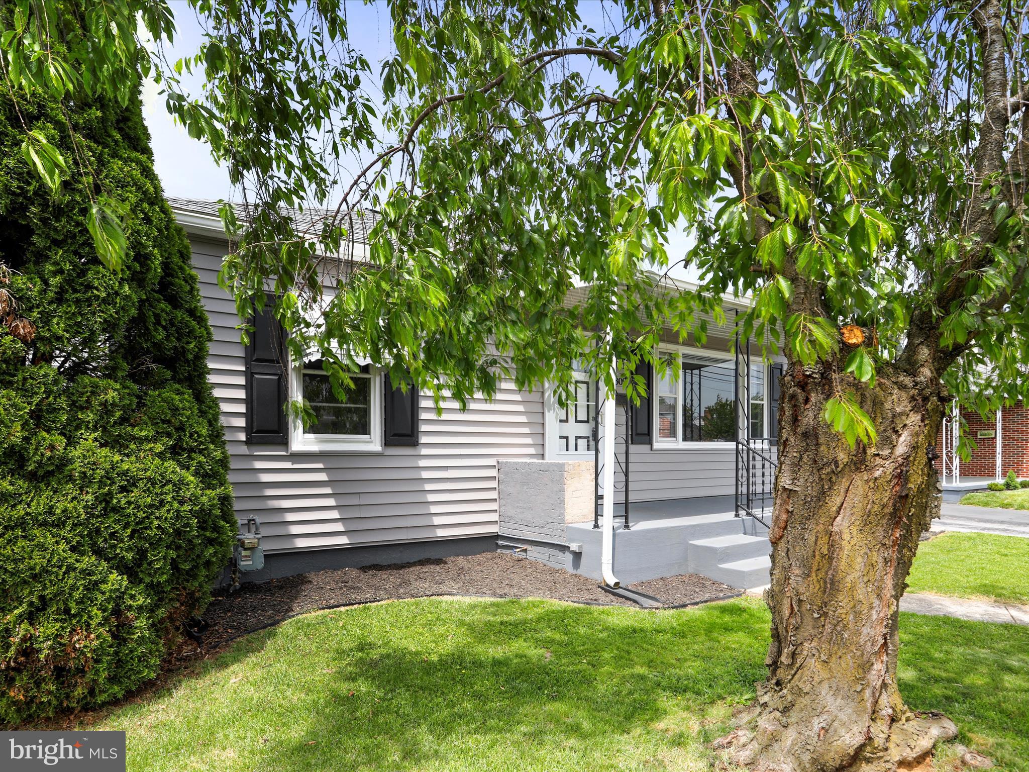 HAGERSTOWN - Residential