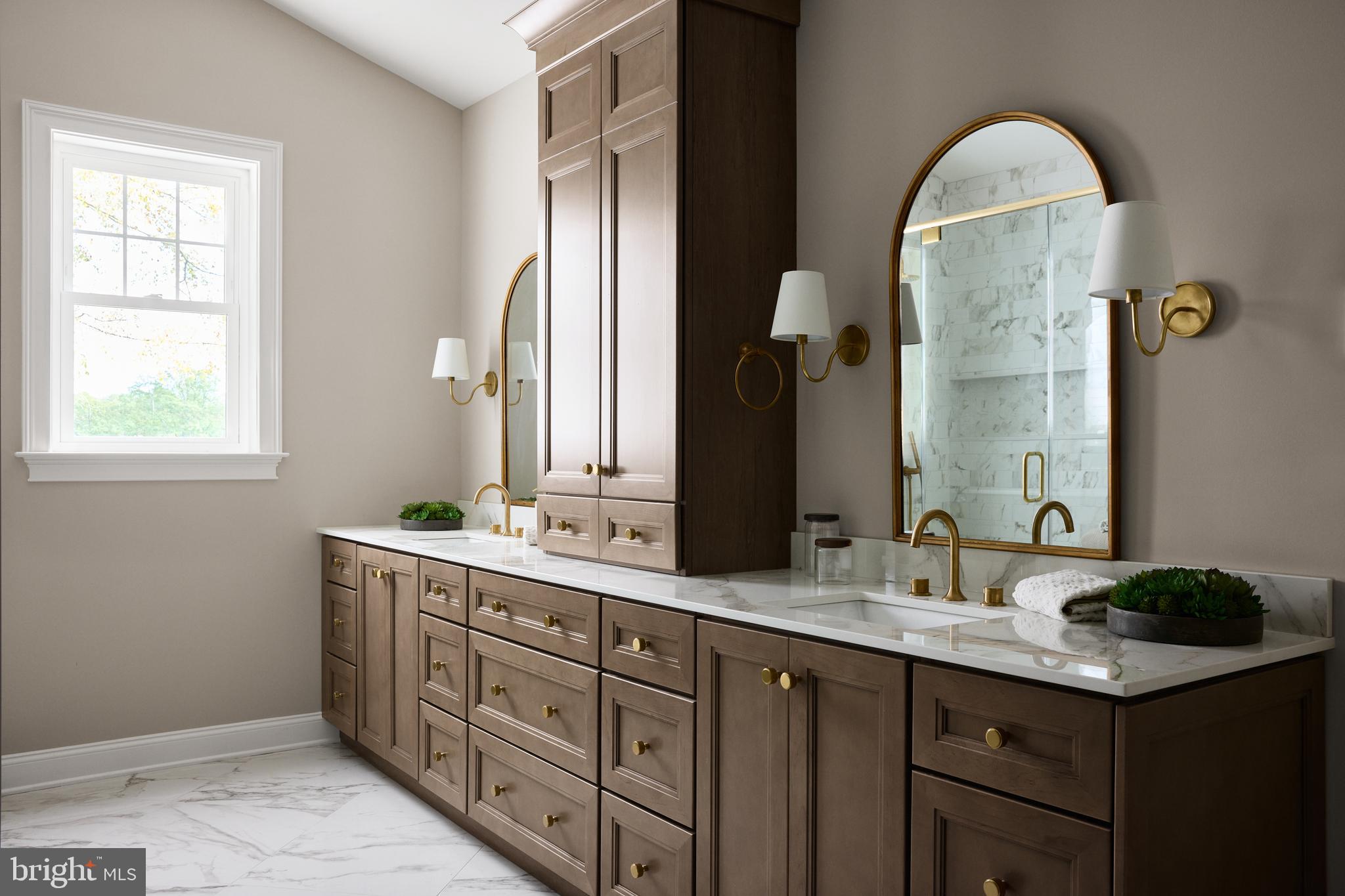 CLOVER HILL - Residential