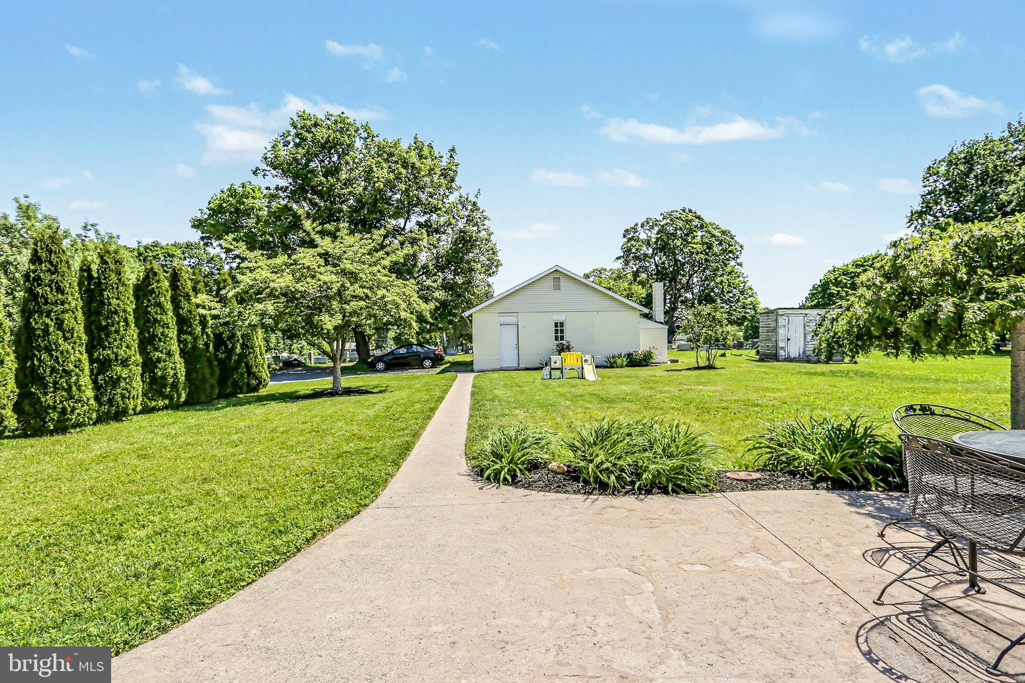 DILLSBURG - Residential