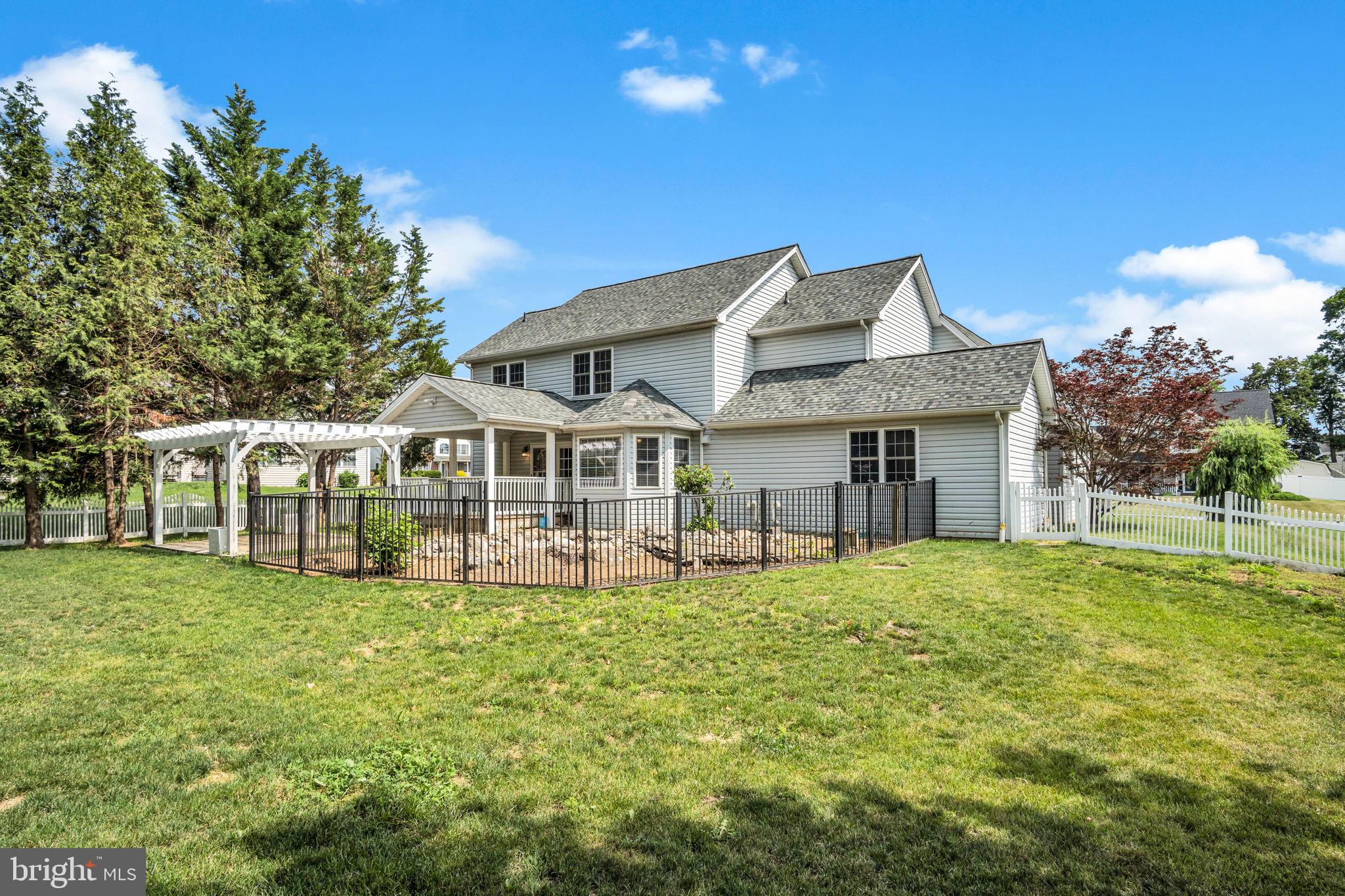 BEACON LIGHT ESTATES - Residential