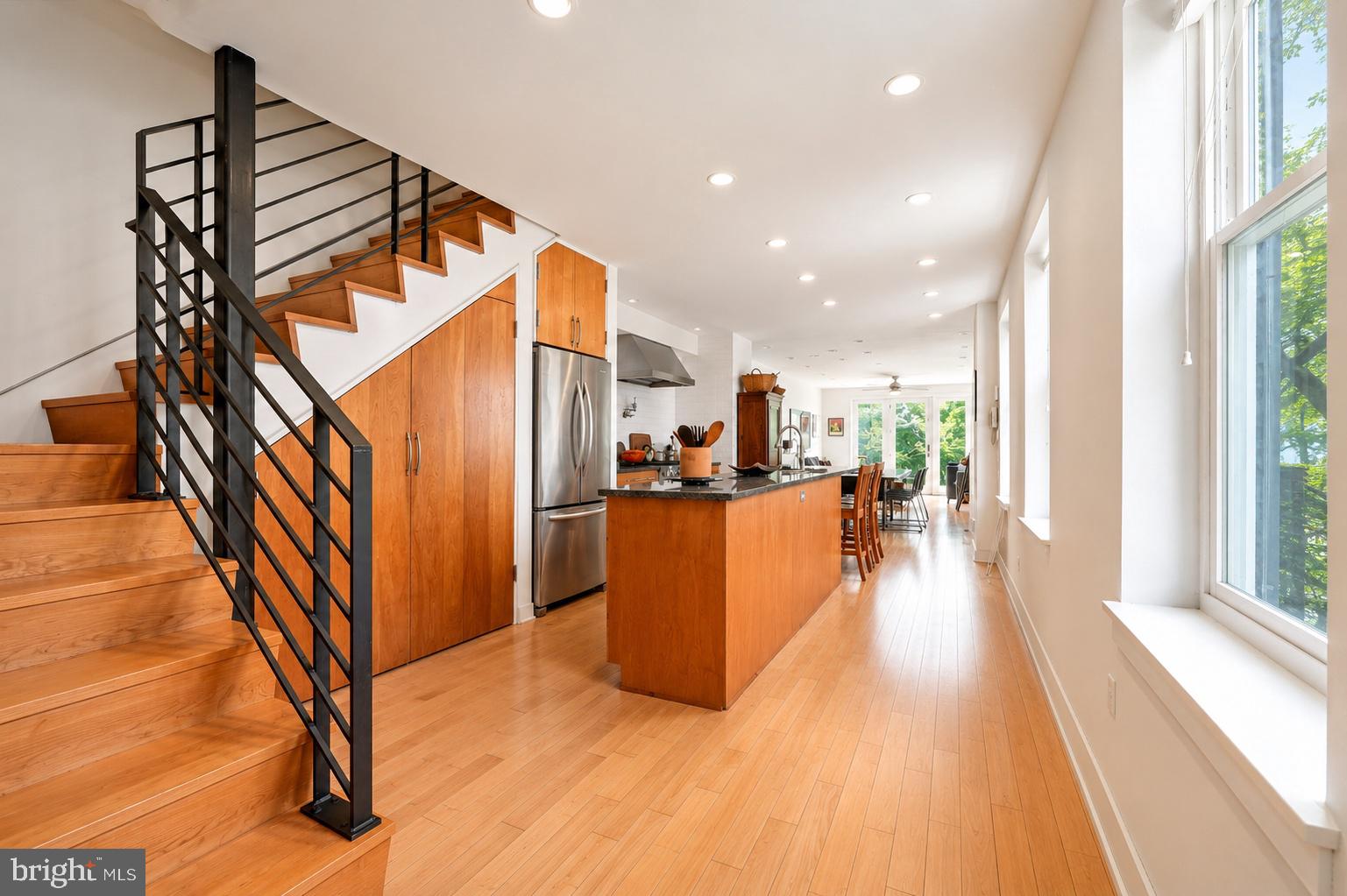 FAIRMOUNT - Residential