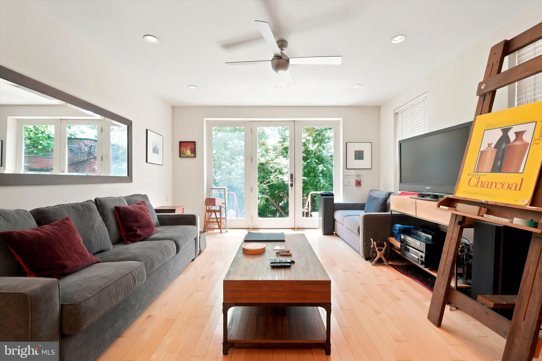 FAIRMOUNT - Residential