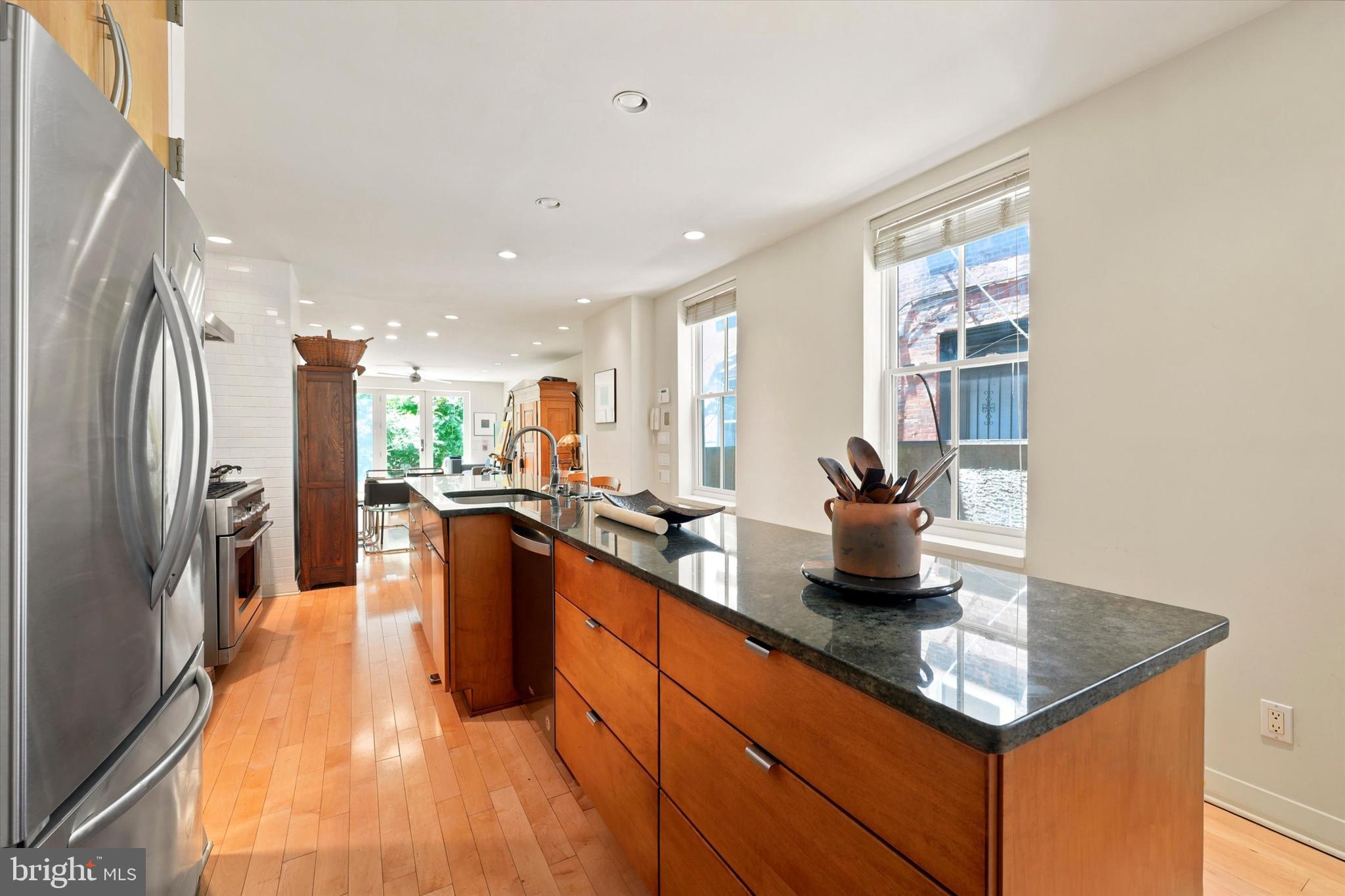 FAIRMOUNT - Residential