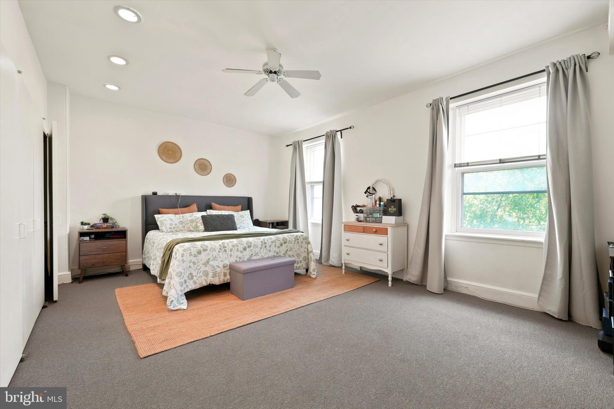 FAIRMOUNT - Residential