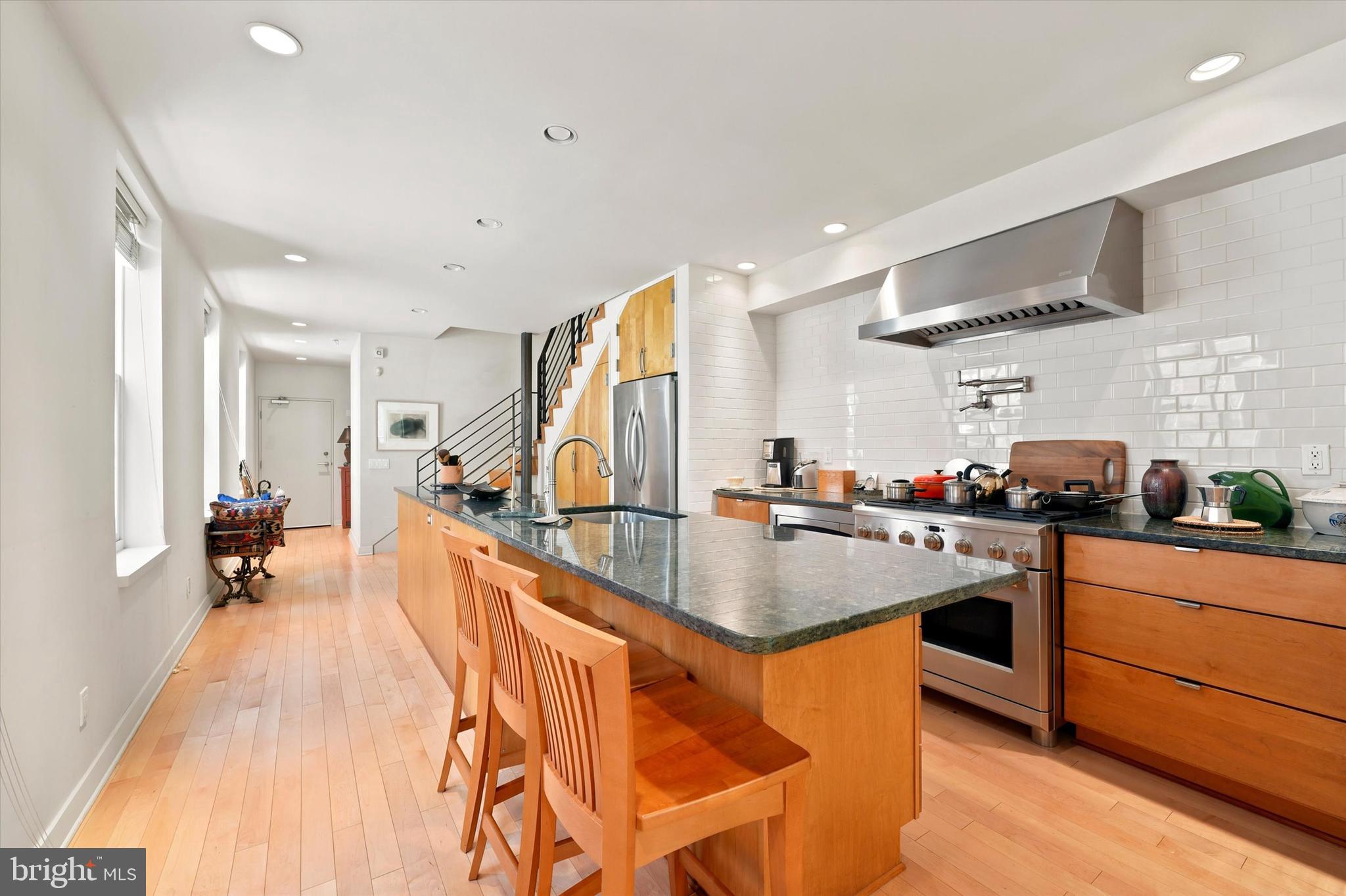 FAIRMOUNT - Residential