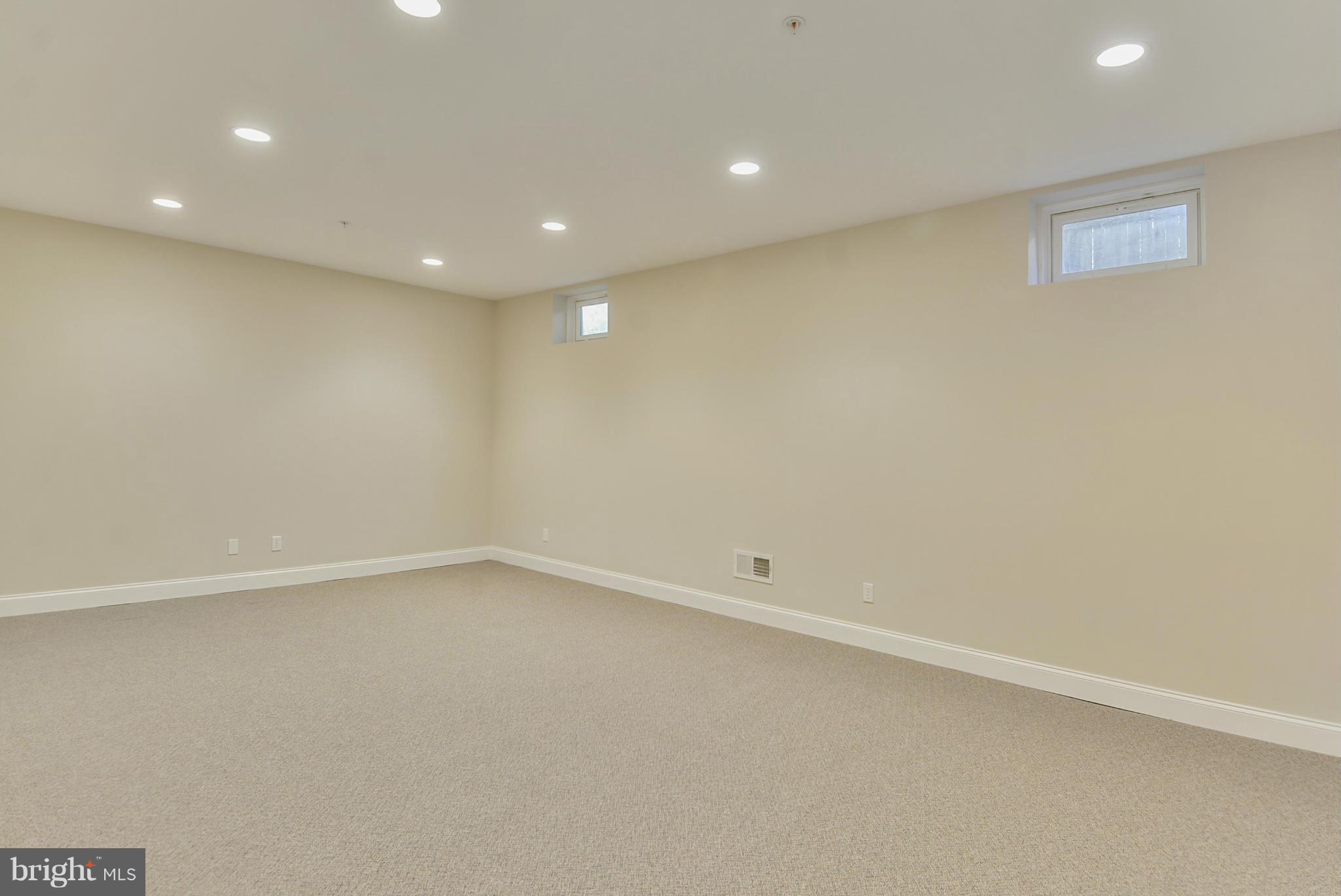 ALTA VISTA TERRACE - Residential